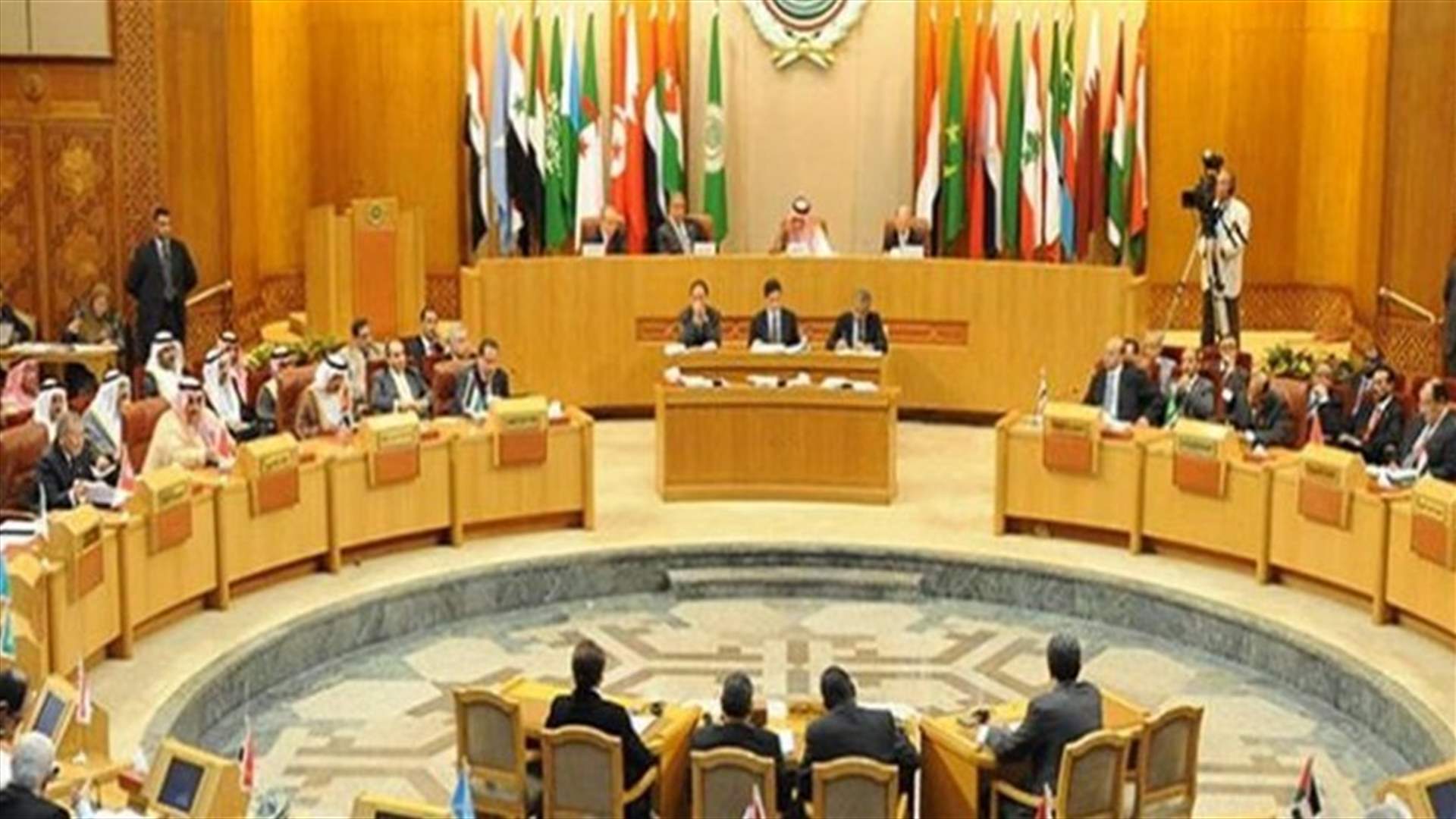 مصادر ديبلوماسية عربية  لـ"الجمهورية": الاسرة العربية تقف الى جانب لبنان في محنته الصعبة