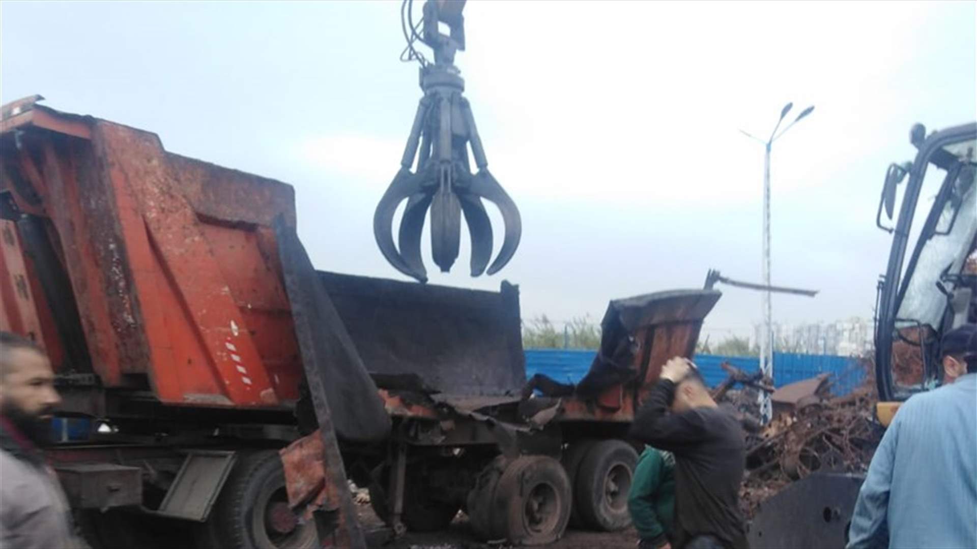 قتيل و4 جرحى بانفجار جسم حديدي في باب التبانة