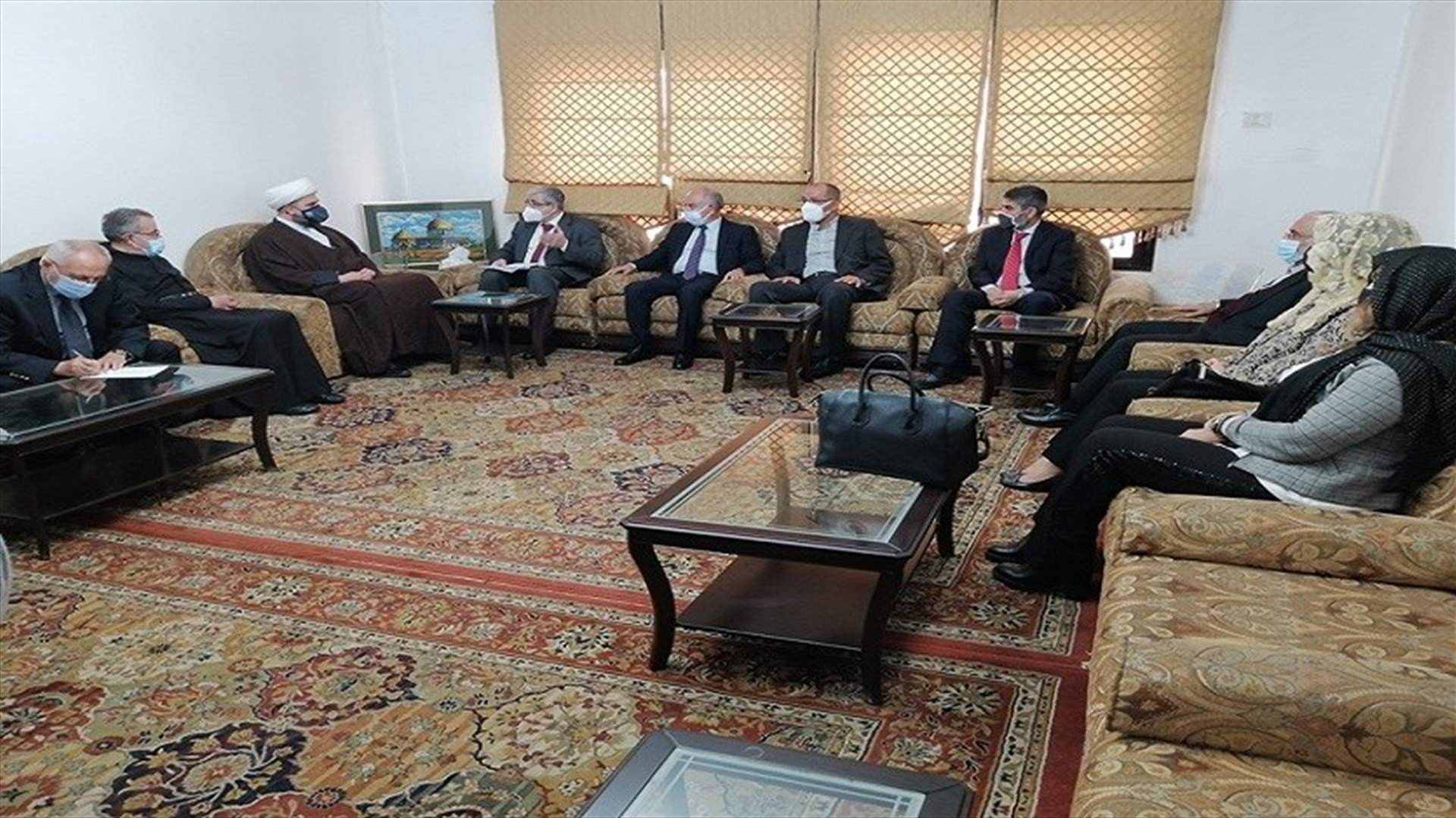 المجذوب:ضرورة تأمين اللقاح للعاملين في القطاع التربوي