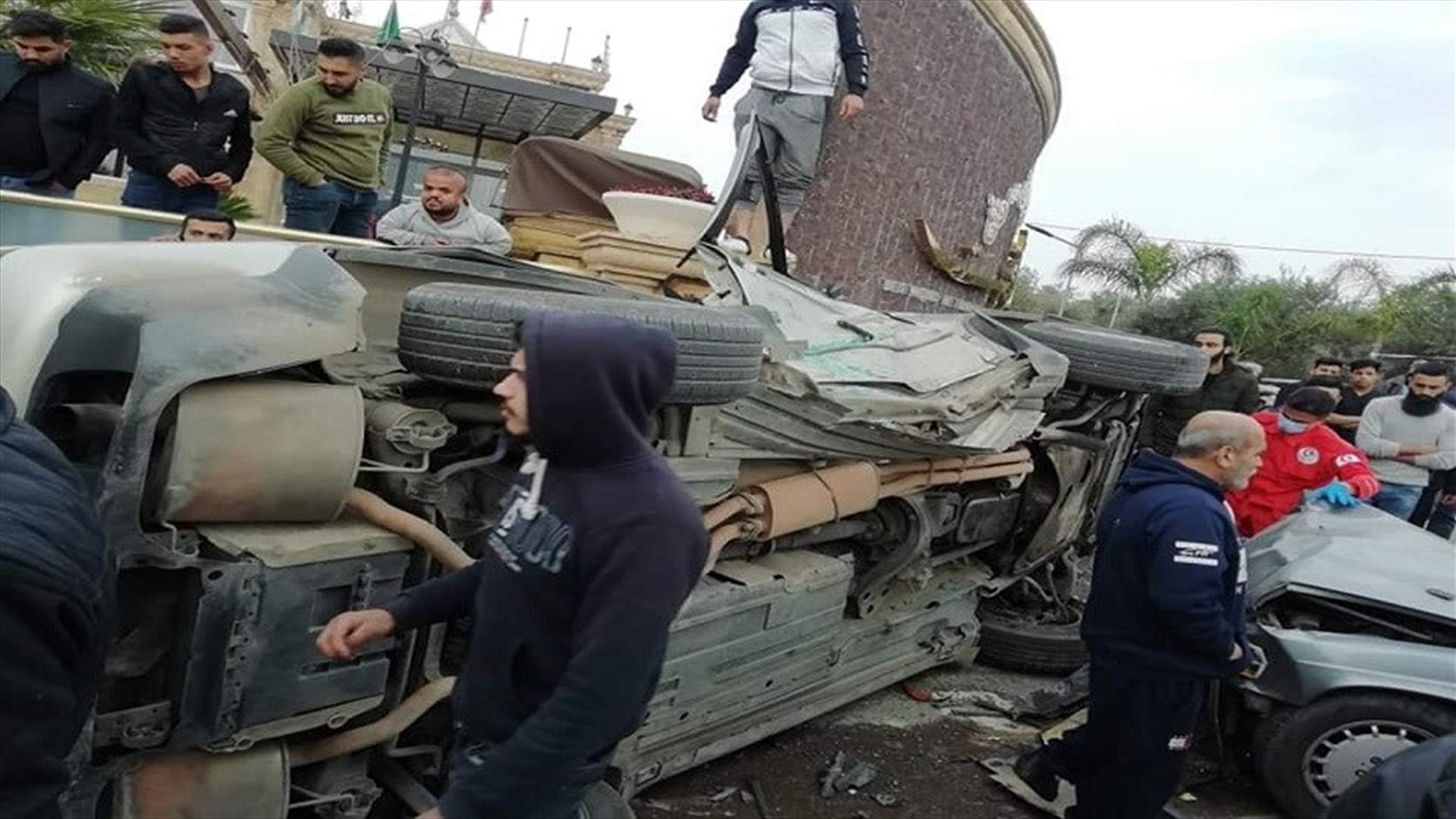 أربعة جرحى في حادث سير على أوتوستراد المنية الضنية (صورة)