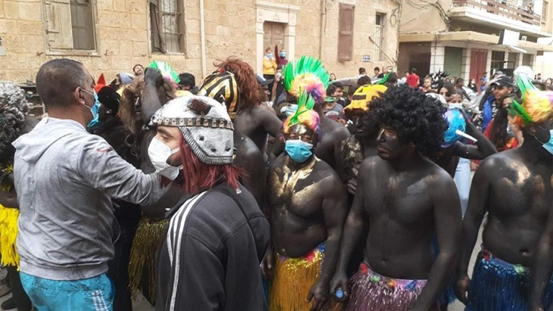 سكان الميناء احتفلوا بكرنفال الزامبو السنوي