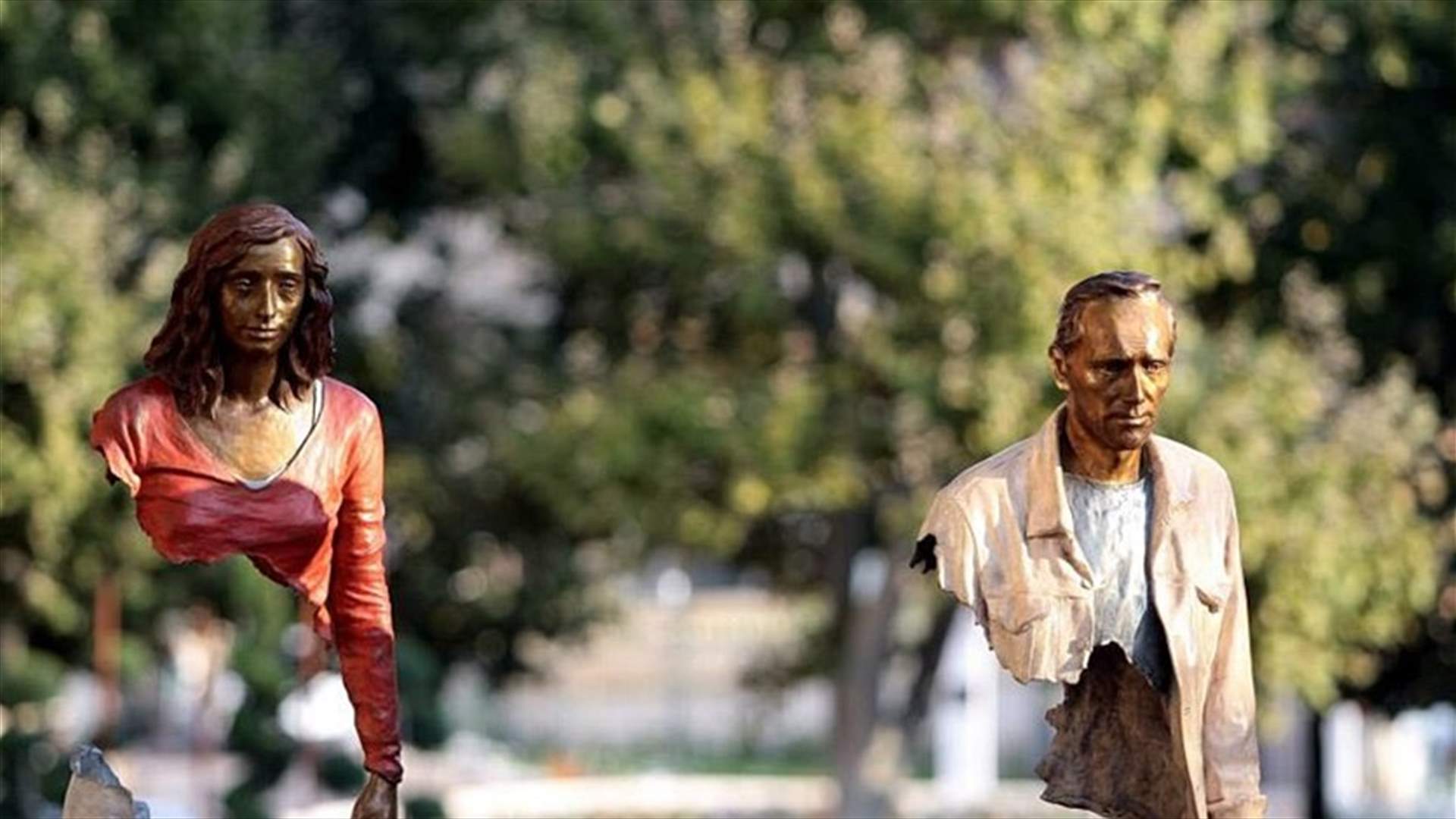 تمثال جديد للمغترب اللبناني...
