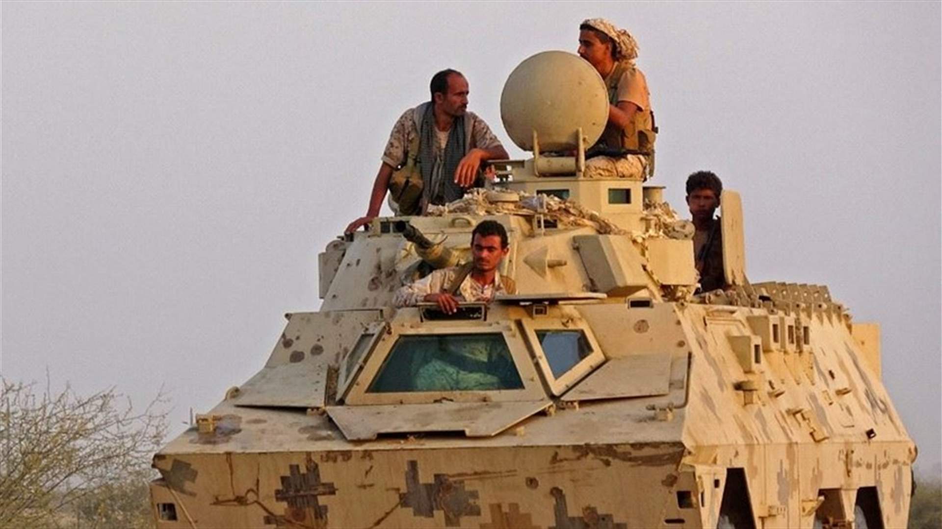 الحوثيون باليمن يستهدفون مطار أبها السعودي