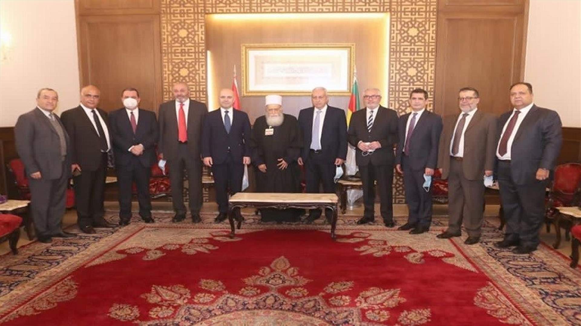 شيخ العقل استقبل وفدا من تكتل "الجمهورية القوية" وأسف لعدم تشكيل الحكومة المنتظرة