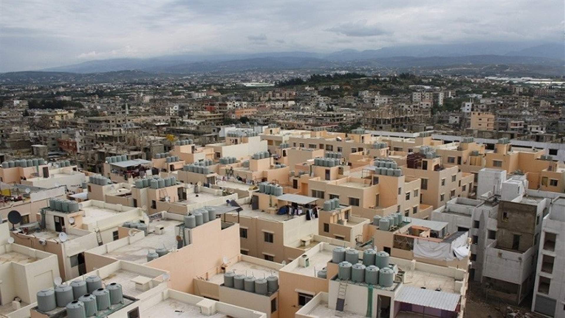 جريحة بإشكال عائلي في عين الحلوة