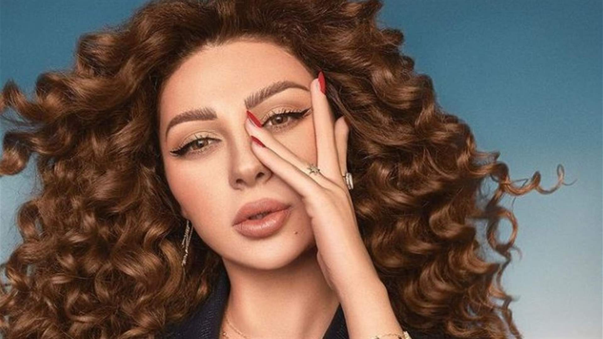 لماذا تخفي ميريام فارس وجه إبنها جايدن ولا تفعل ذلك مع ديف؟ (فيديو)