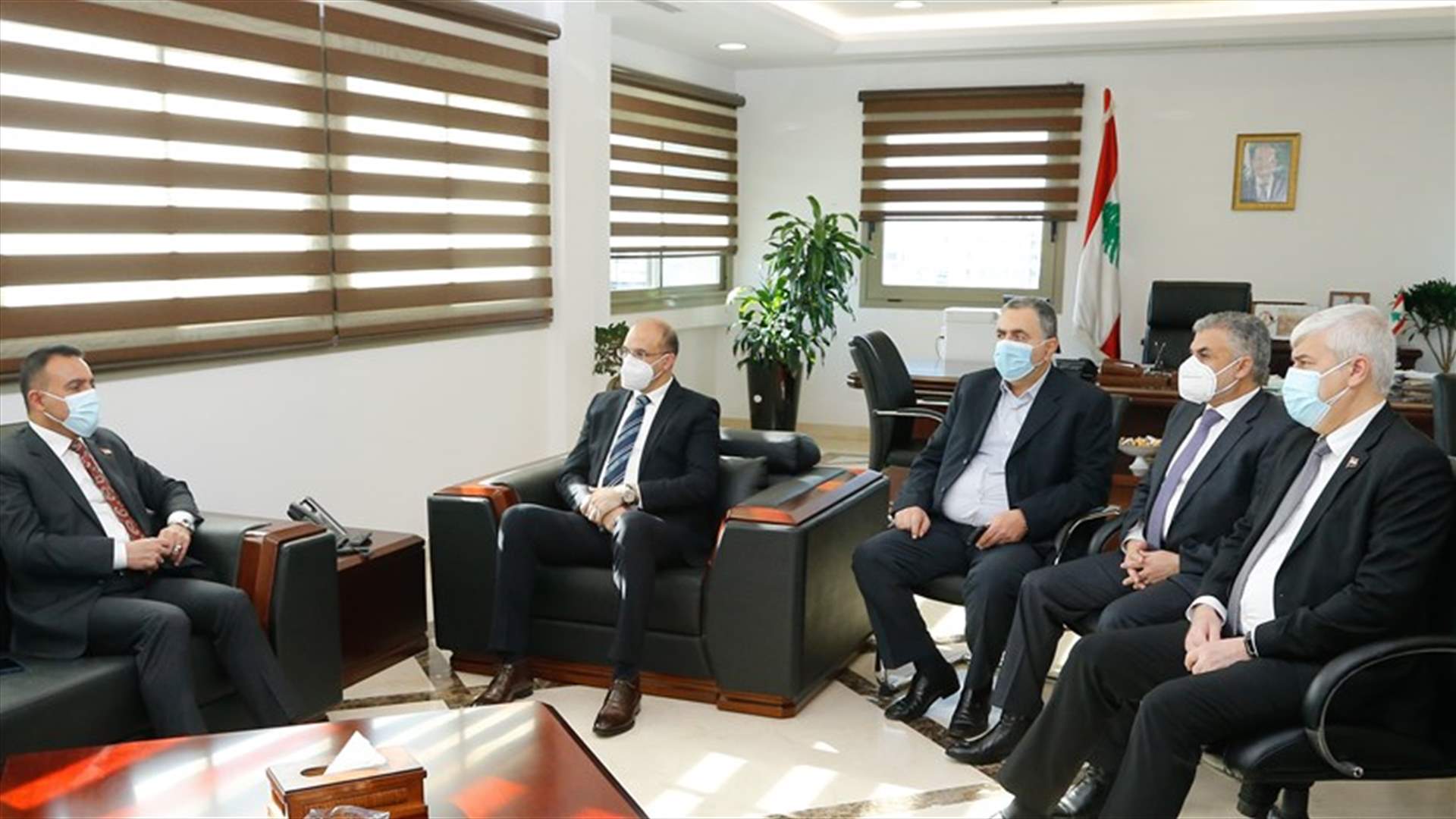 حسن والتميمي بحثا في آلية تنفيذ الإتفاقات الصحية الثنائية وتأكيد على حاجة المؤسسات الصحية العراقية إلى الخبرات اللبنانية