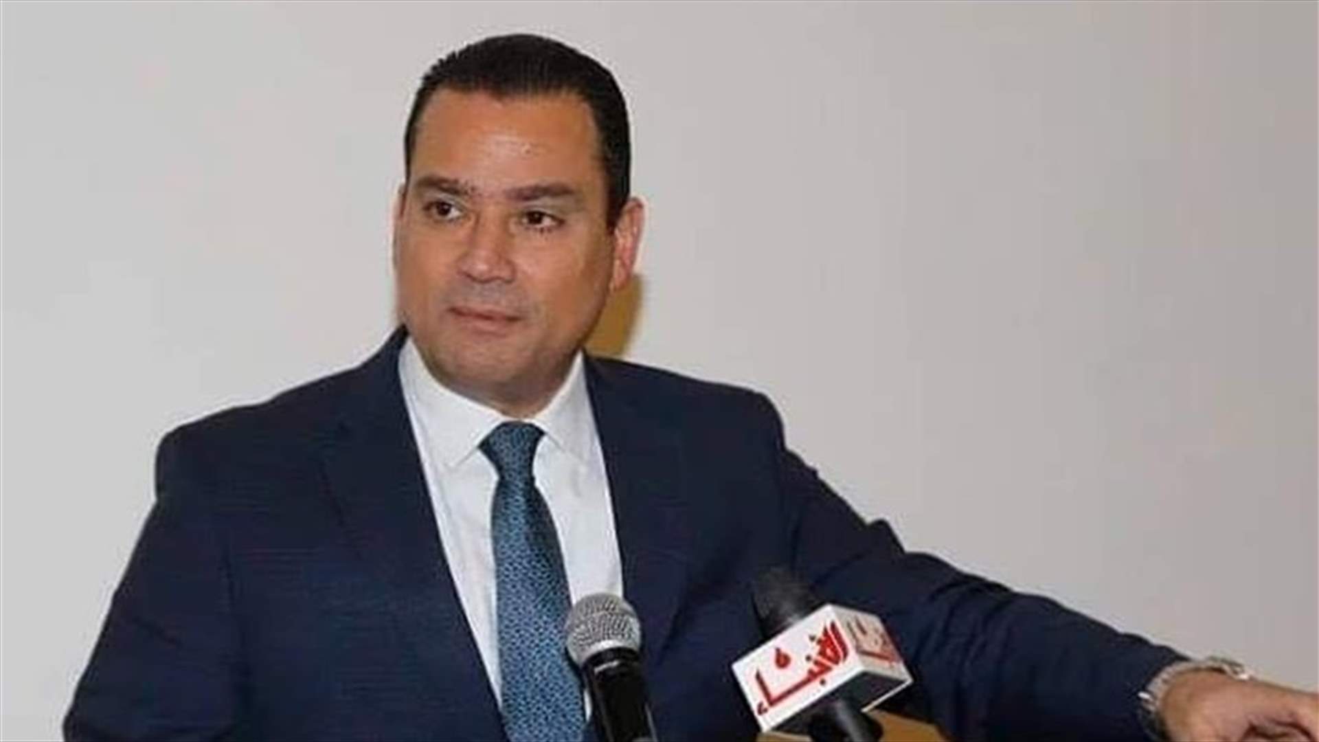 الصايغ: لمحاسبة المسؤولين عن خروج معملي دير عمار والزهراني عن الخدمة
