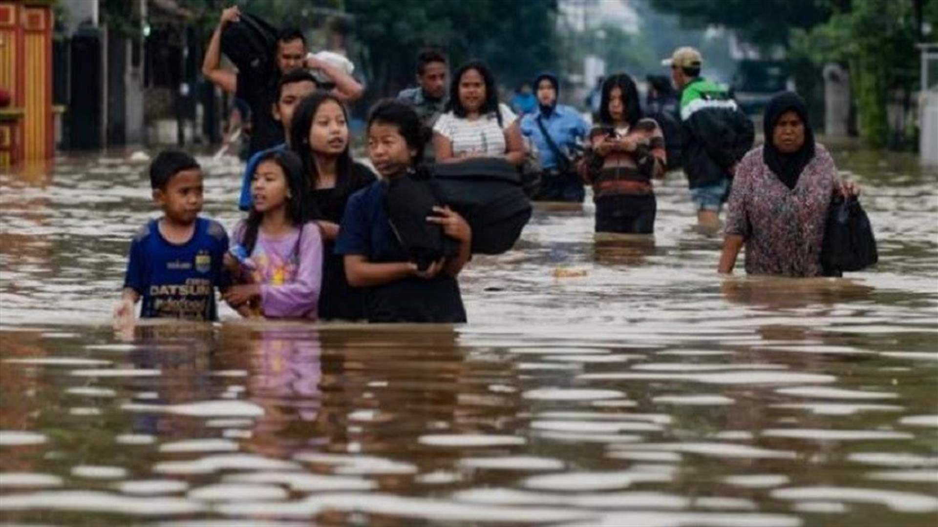 مقتل أكثر من 70 شخصا جراء الفيضانات في إندونيسيا وتيمور الشرقية