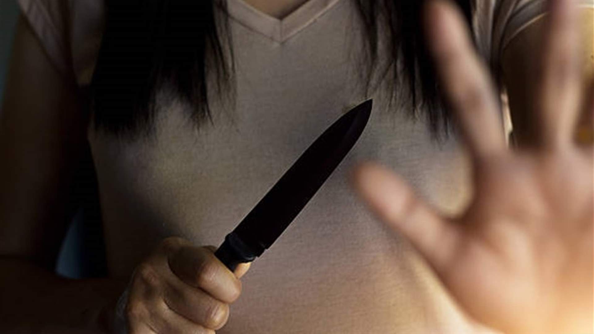 بعد اتّهامه بالخيانة... شابة تعاقب حبيبها بأقسى الطرق!