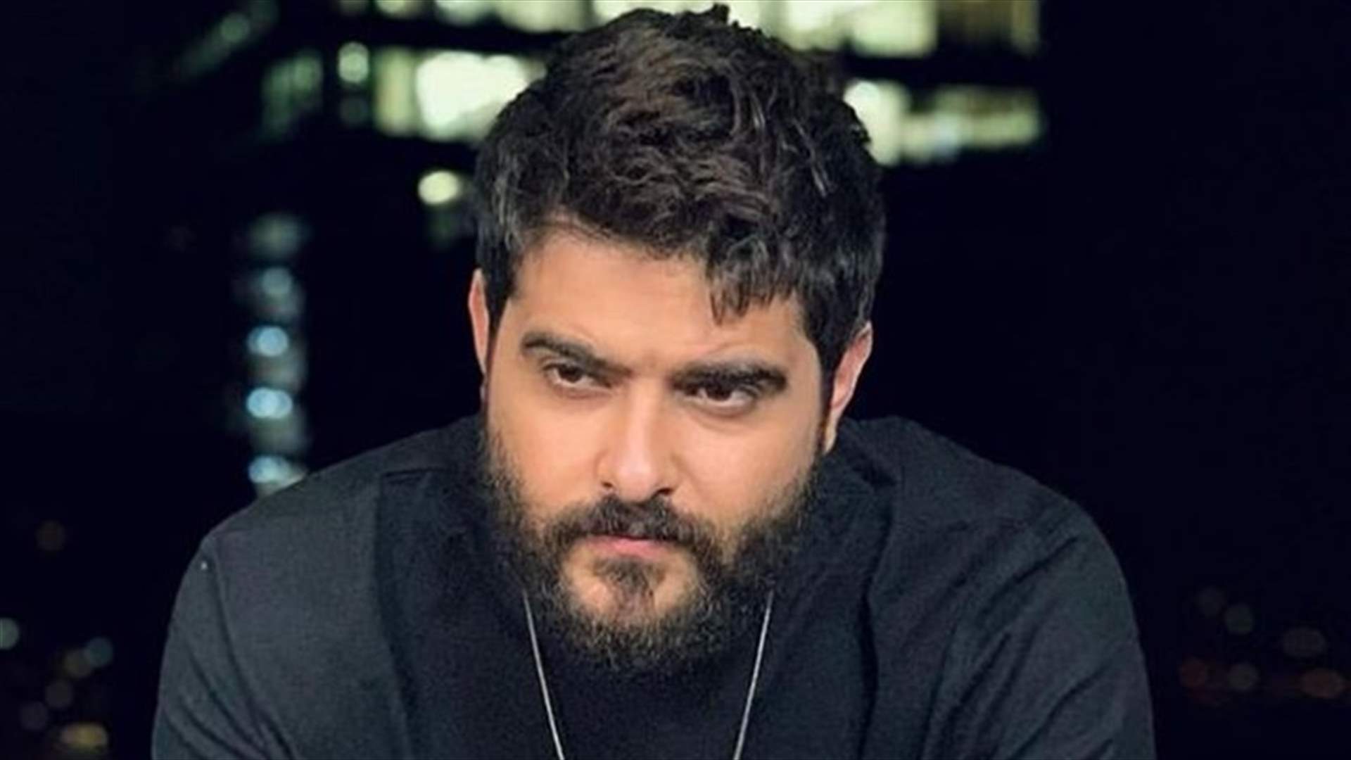ناصيف زيتون يتخلّى عن لحيته ويعتمد لوك "الشنب" (صورة)