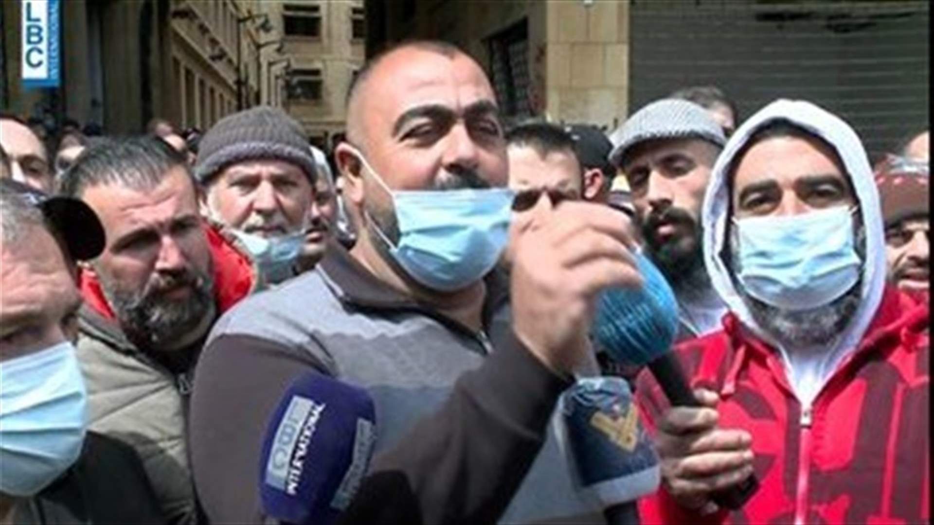 Bread distributors hold a sit in [VIDEO] Lebanon News