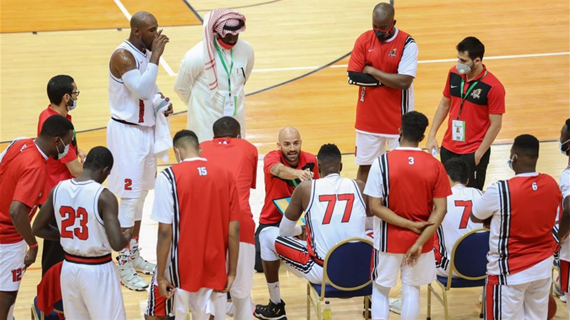 الوحدة السعودي بكرة السلة بقيادة رالف سركيس يفوز في أولى مواجهات الدور نصف النهائي
