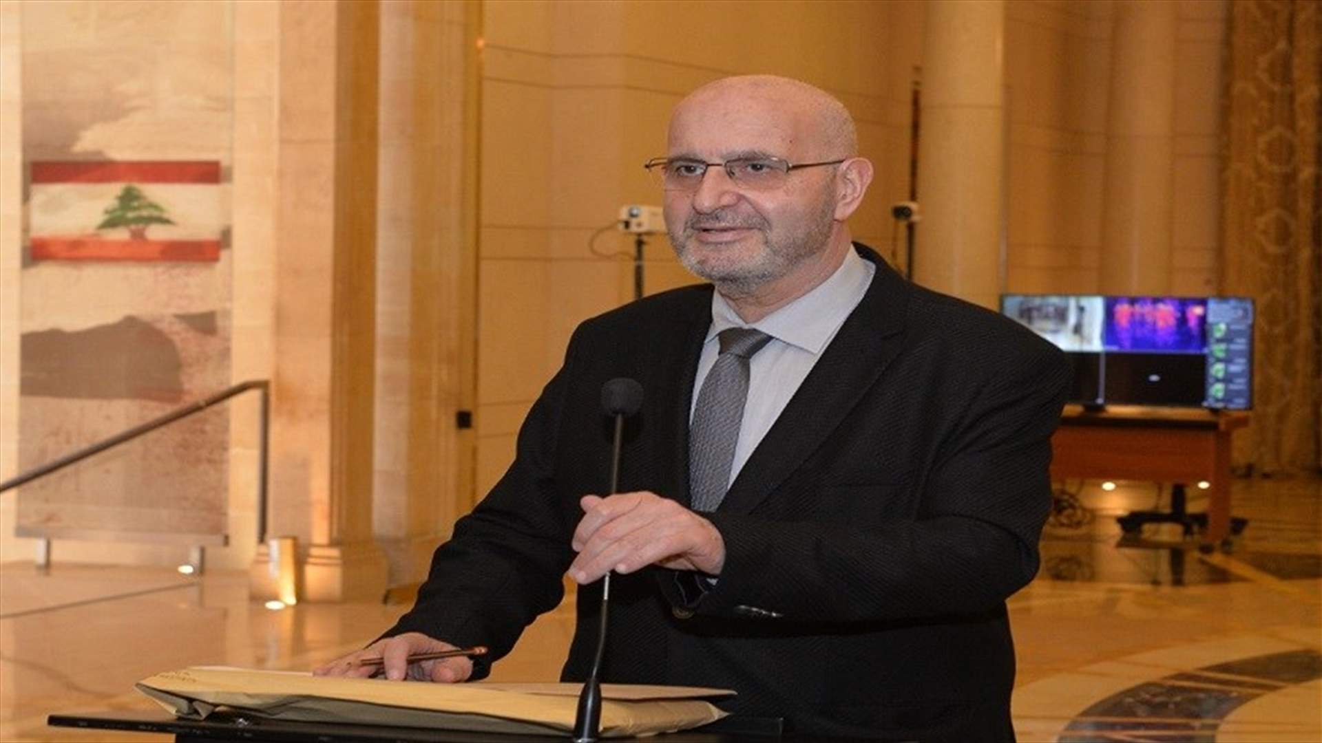 لجنة الصحة درست اقتراحين عن اجازة الابوة واعطاء المستشفيات والاطباء والممرضين والممرضات 500 مليار ليرة