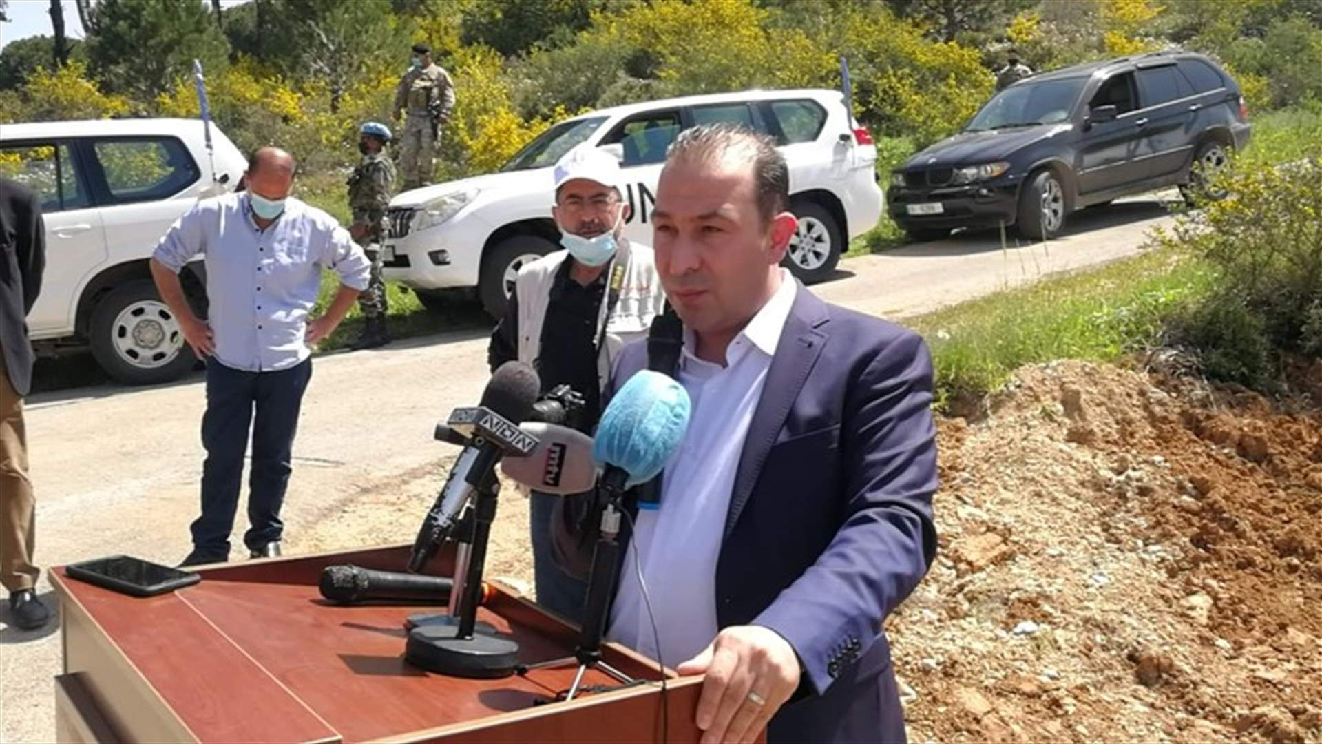مرتضى يفتتح أعمال الحفر في راشيا الفخار (صور)