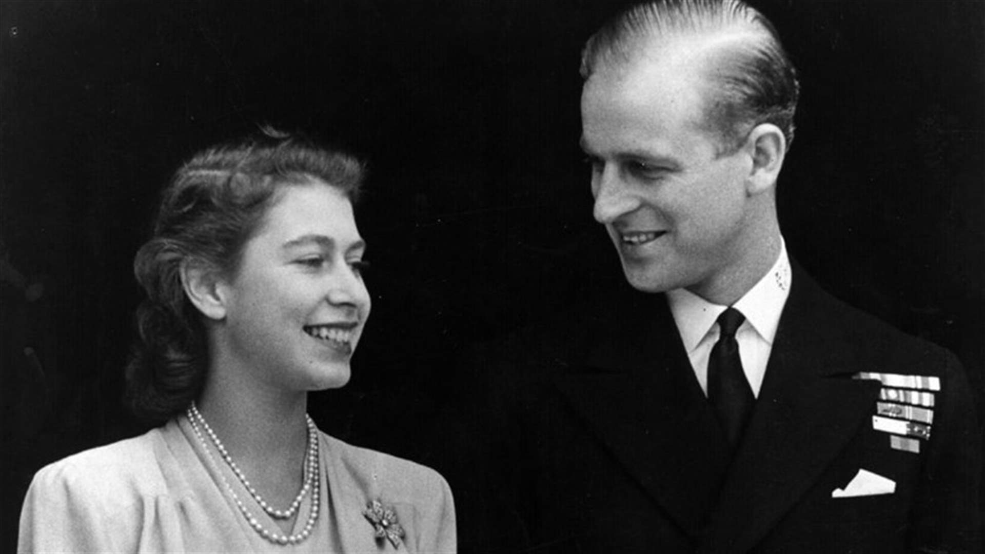 الأمير فيليب ارتدى الحذاء نفسه لأكثر من 70 عاماً... ما سرّه؟