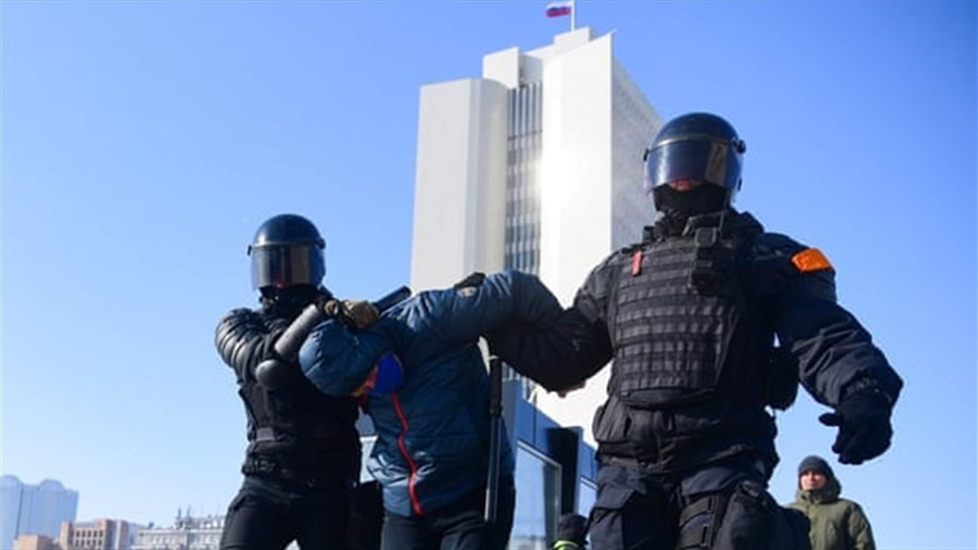 توقيف حوالى 1800 شخص خلال التظاهرات المؤيدة للمعارض أليكسي نافالني في روسيا