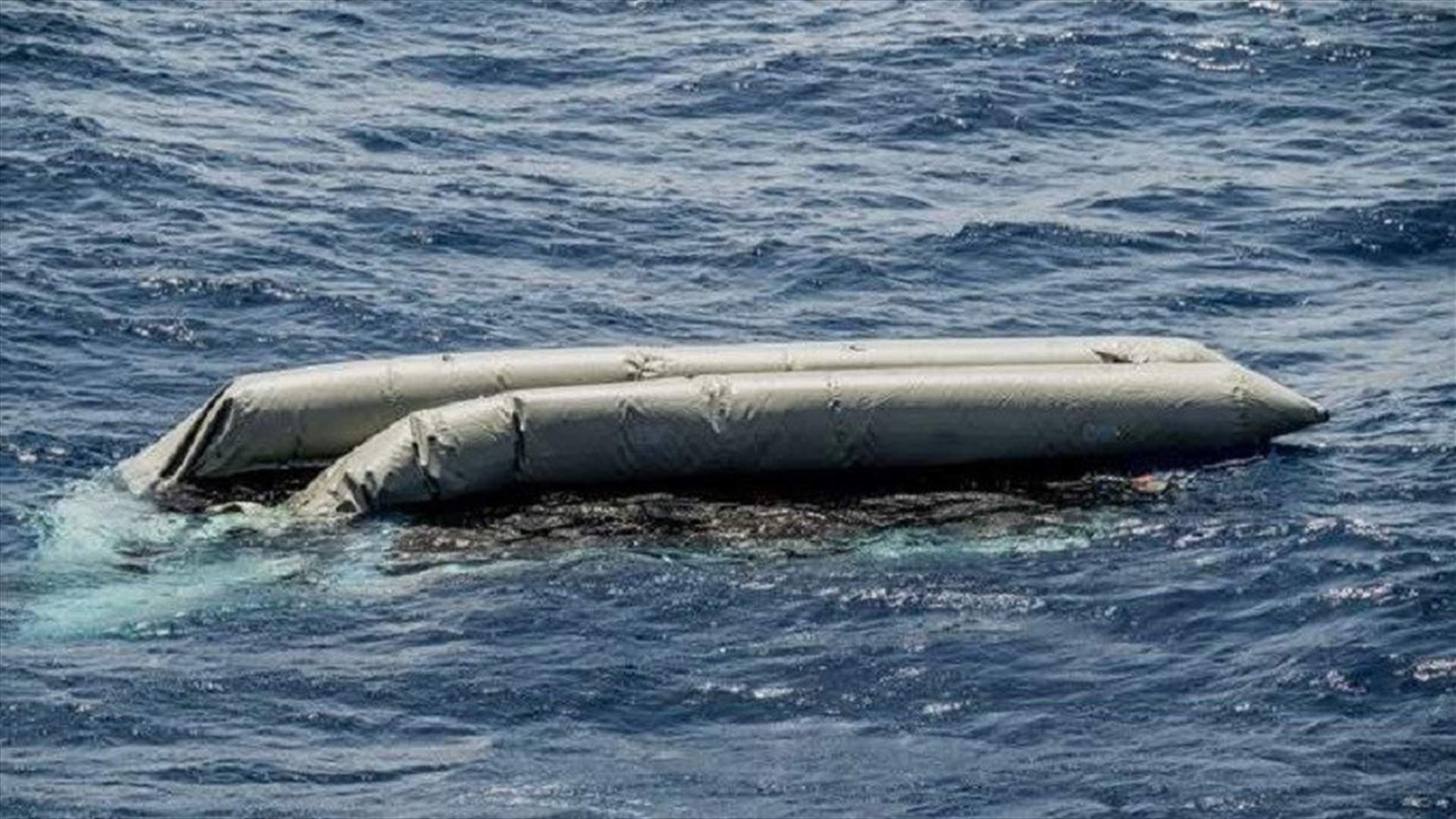 جثث تطفو فوق الماء... غرق زورق على متنه 130 مهاجرا قبالة السواحل الليبية