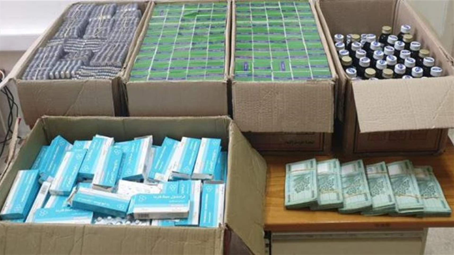 مداهمة في حي السلّم ... وضبط كميّات كبيرة من المواد المخدّرة
