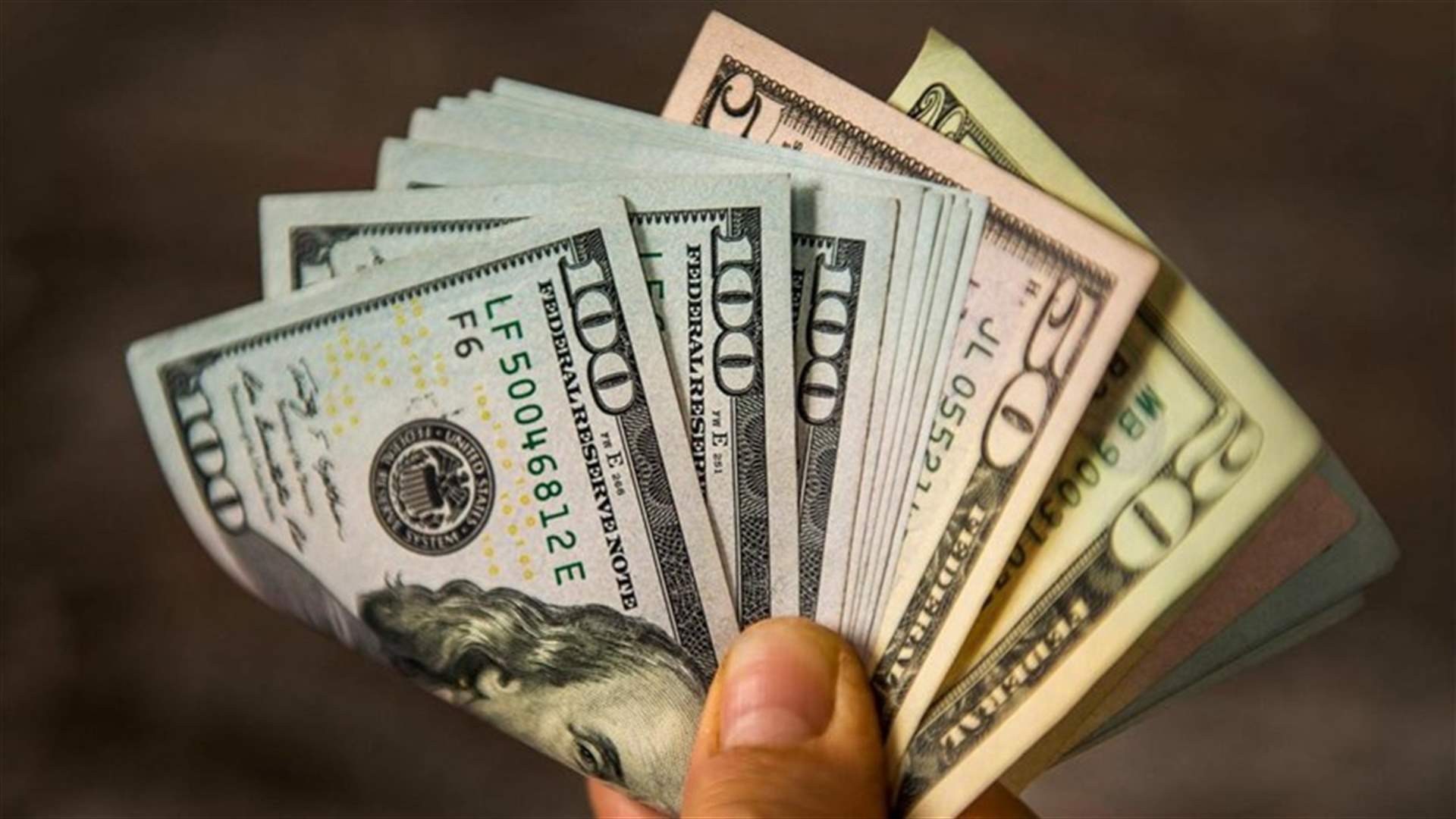 "المنصة" قيد الإعداد... فمن سيضخّ الدولارات فيها؟ (نداء الوطن)