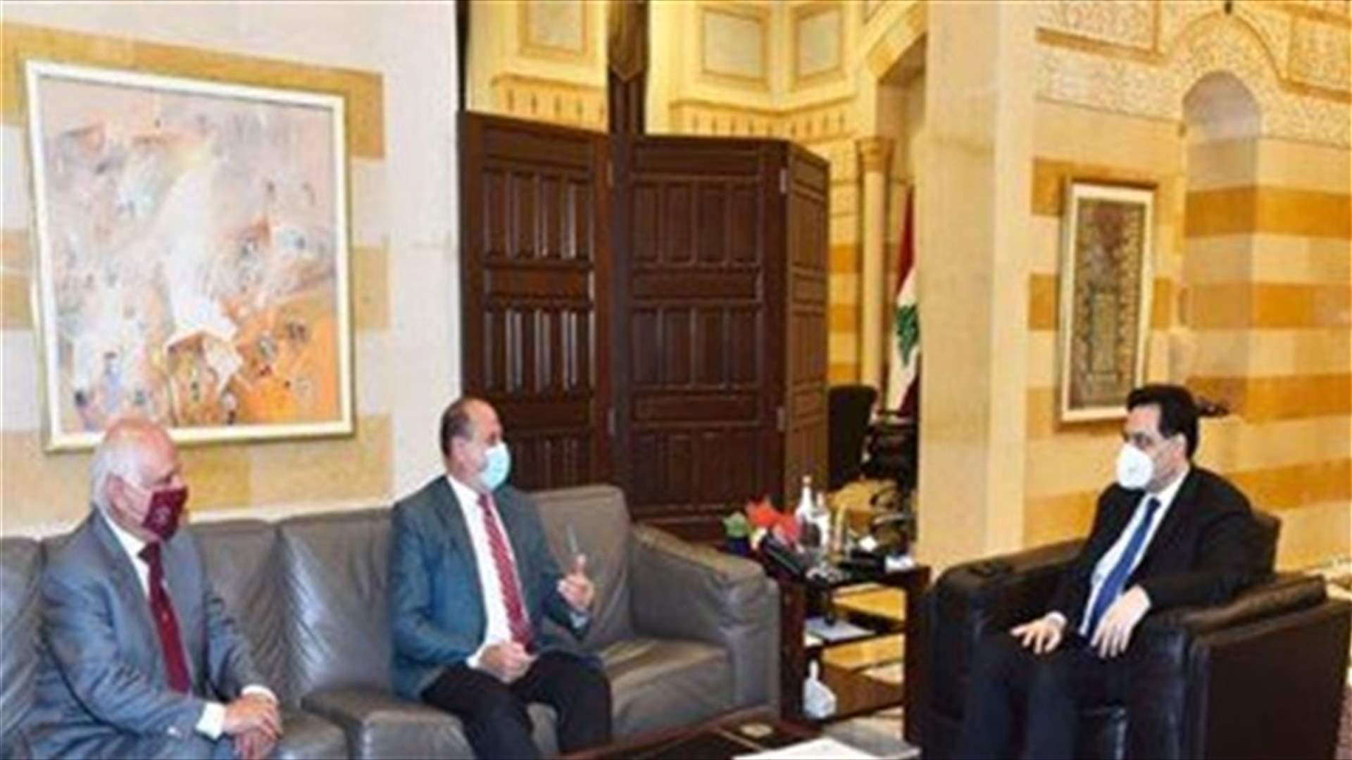 Diab meets Hoballah, Arwan company head over efforts to manufacture vaccine