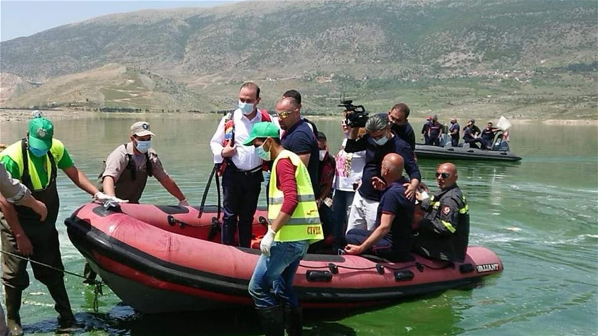مرتضى تفقد بحيرة القرعون: للاسراع في إنشاء محطات التكرير