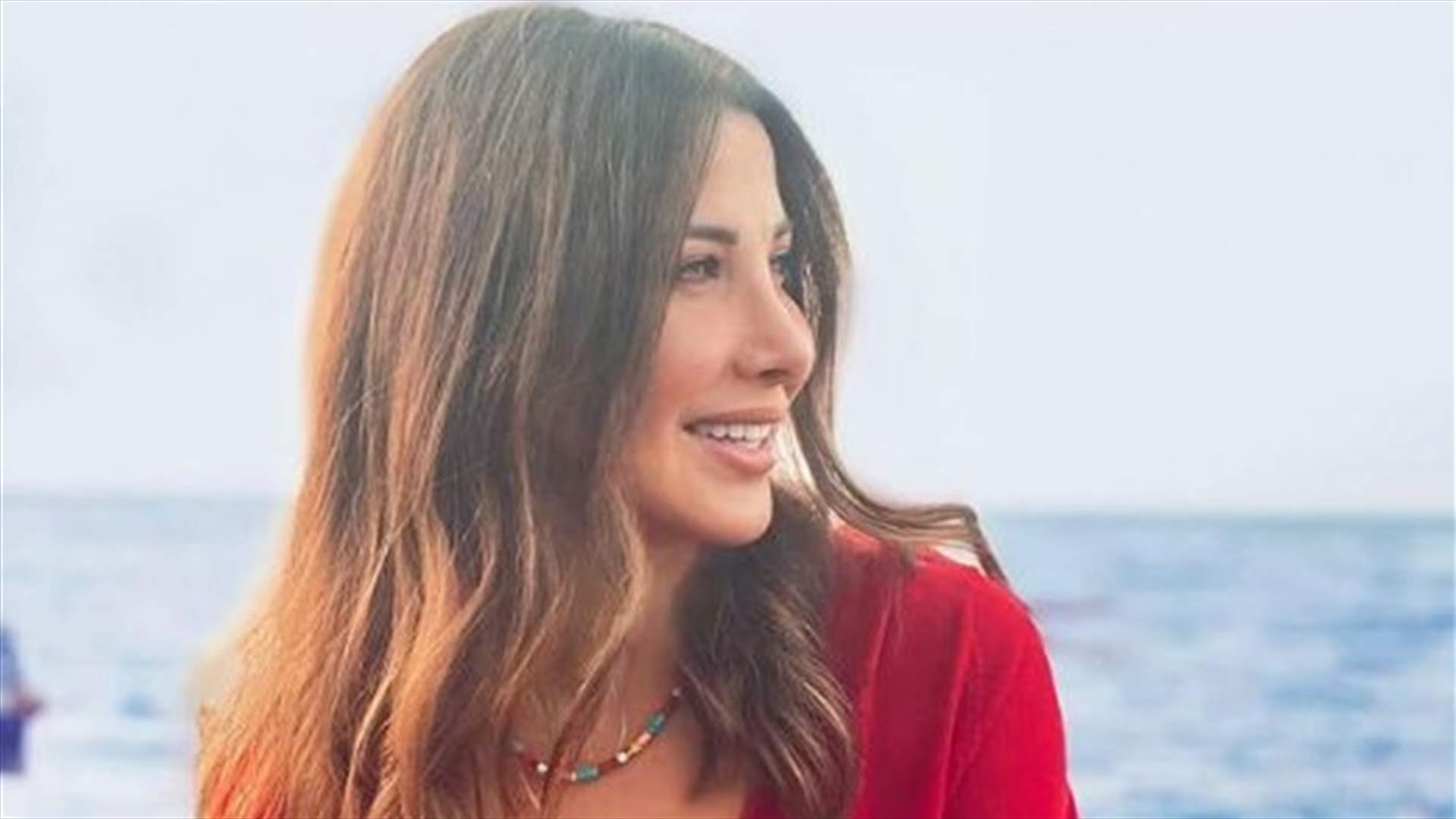 شاهدوا نانسي عجرم تمارس الرياضة وترفع الاثقال