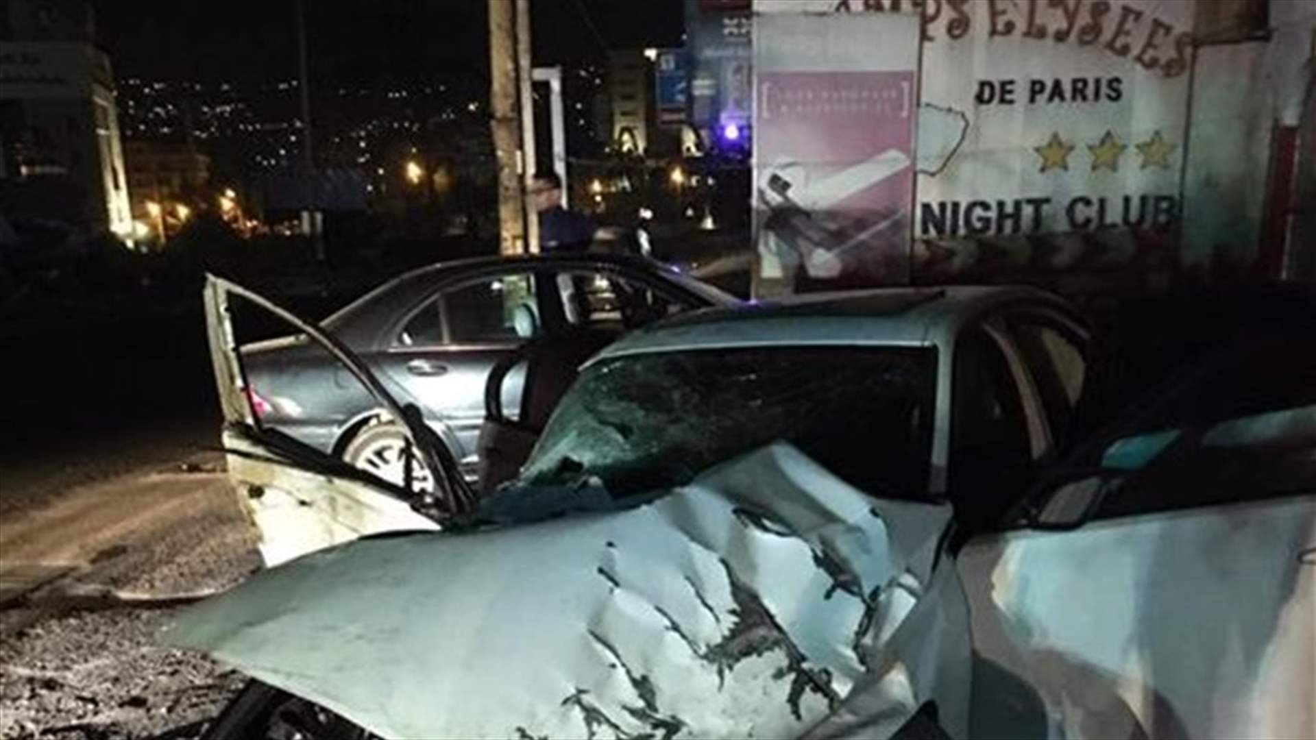 اربعة جرحى جراء حادث سير على اوتوستراد جونية (صورة)