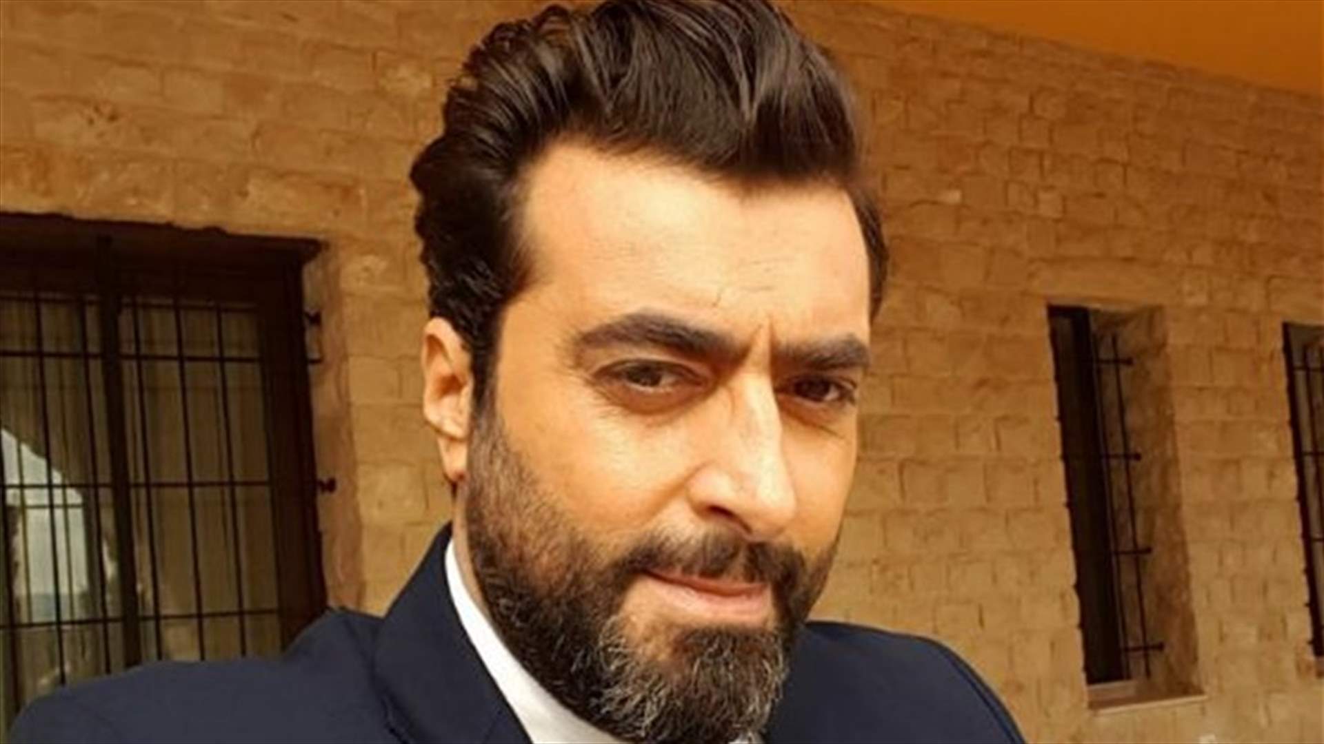 باسم ياخور بصورة على جهاز الاوكسيجين بعد إصابته بكورونا