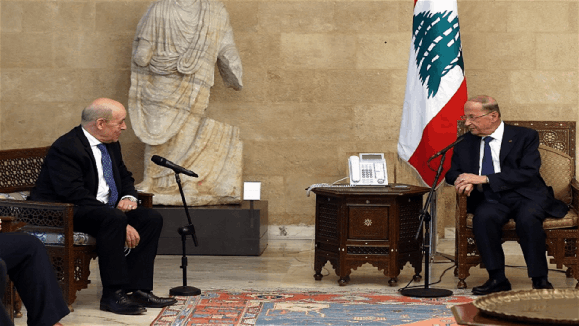 الرئيس عون طلب مساعدة فرنسا في استعادة الأموال المهربة إلى الخارج: هناك أولوية قصوى لتشكيل حكومة