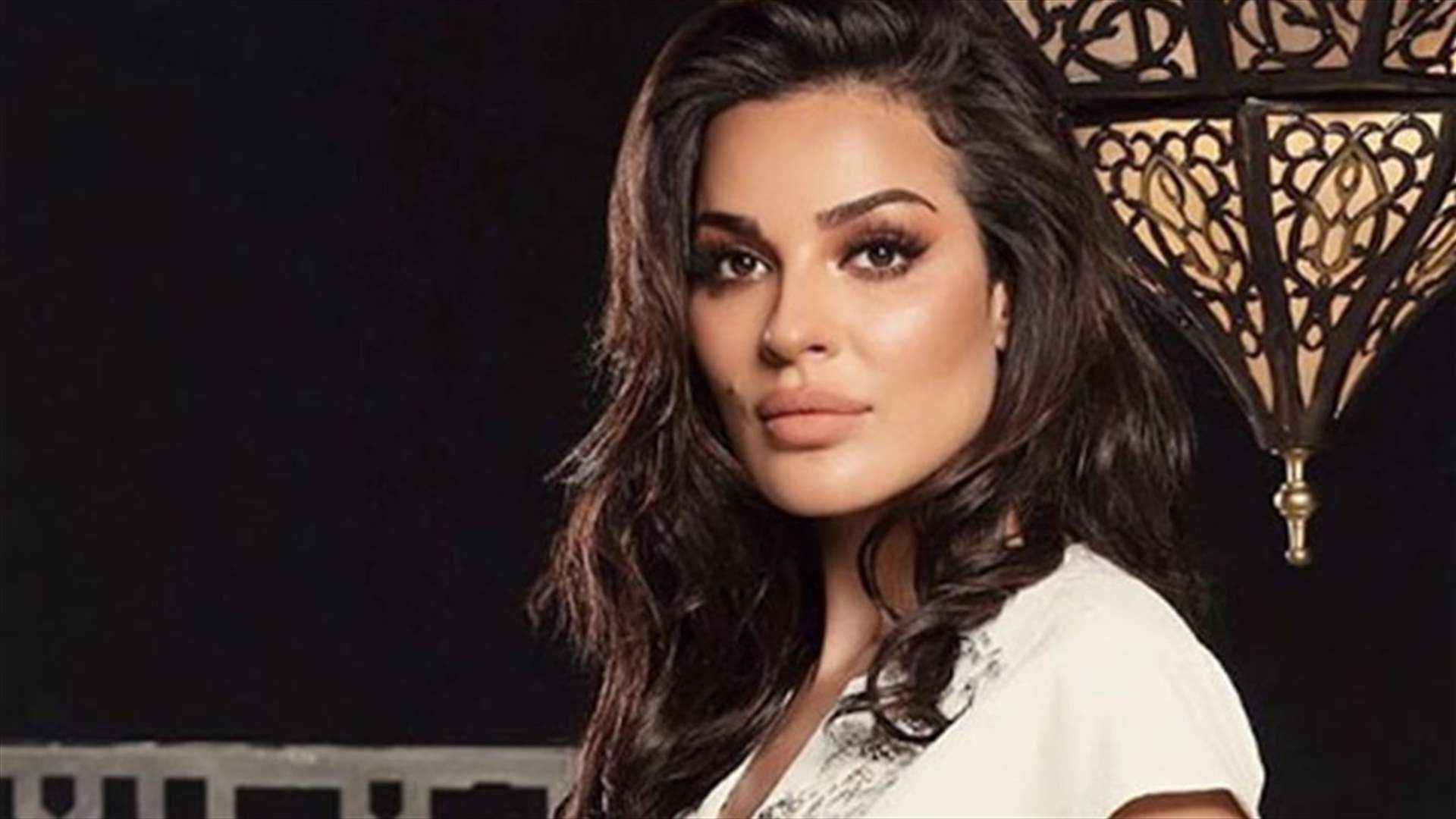 نادين نسيب نجيم تنشر صور إبنتها: "يؤبرني موديلك وألوانك"