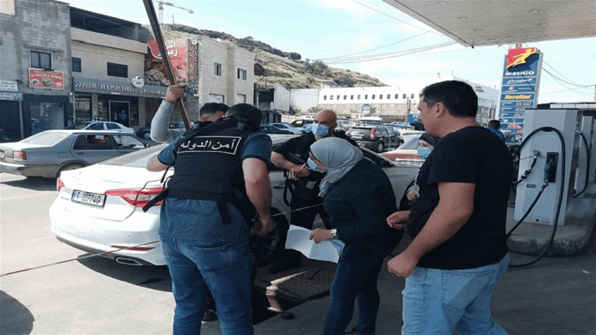 مراقبو الاقتصاد جالوا على محطات المحروقات في طرابلس... وتسطير محاضر ضبط