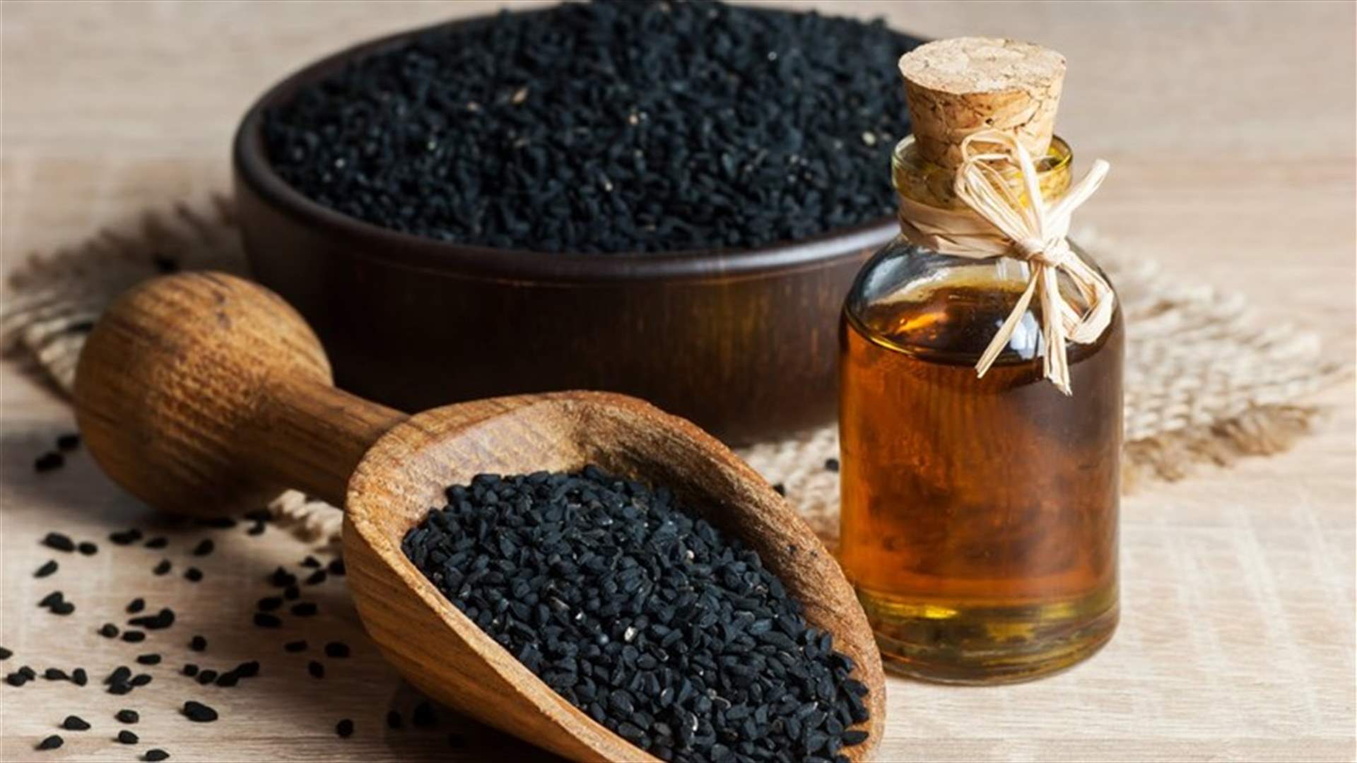 أبرز فوائد زيت حبة البركة الصحية والجمالية