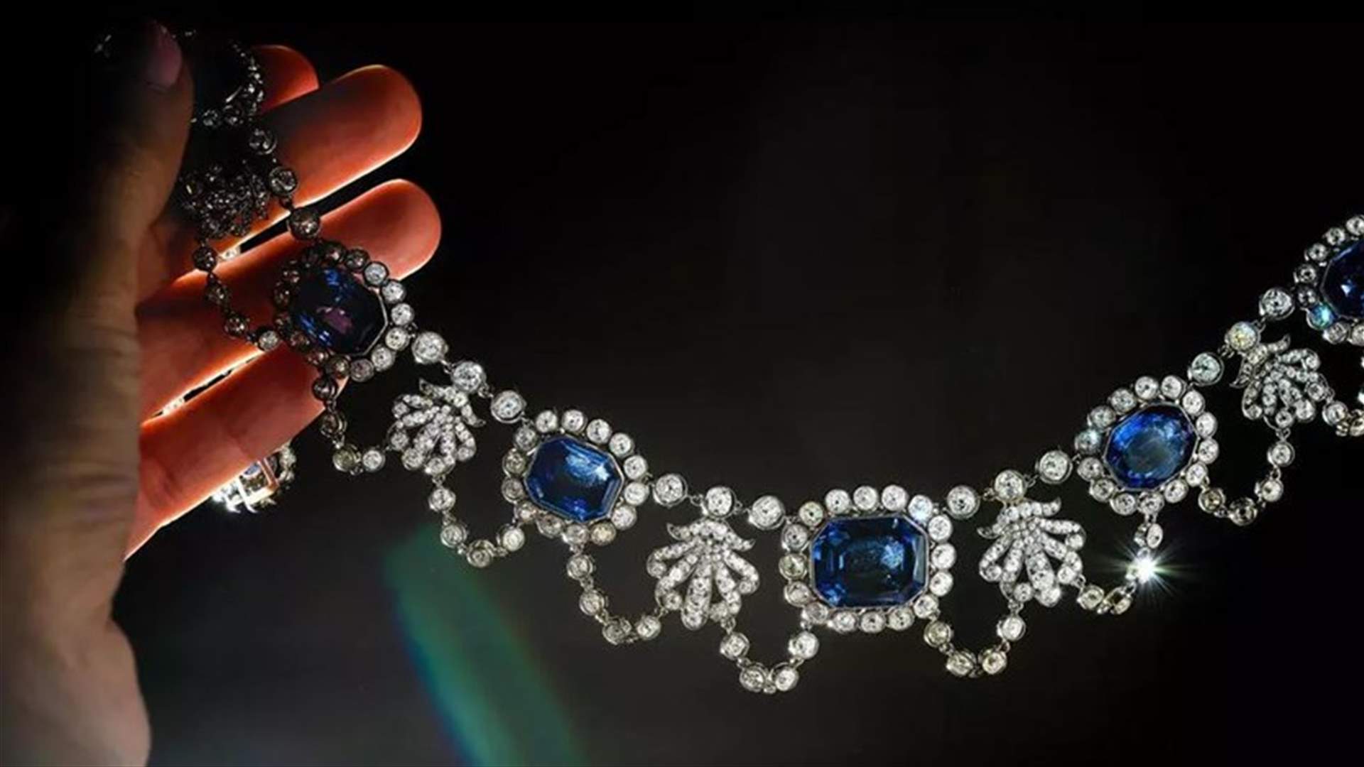 مقابل 3 ملايين دولار... بيع مجوهرات من الحقبة الإمبراطورية الفرنسية في مزاد لكريستيز