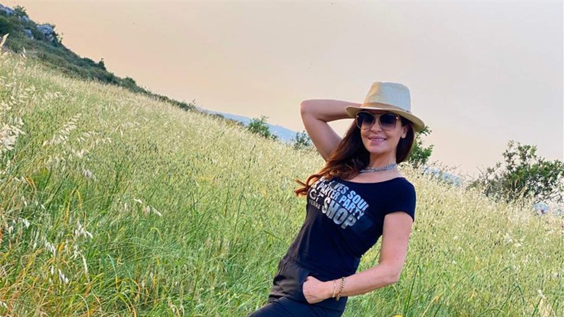 بعدما نشرت صورتها من شمال لبنان... لمن قالت كارول سماحة "إنت بالقلب"؟