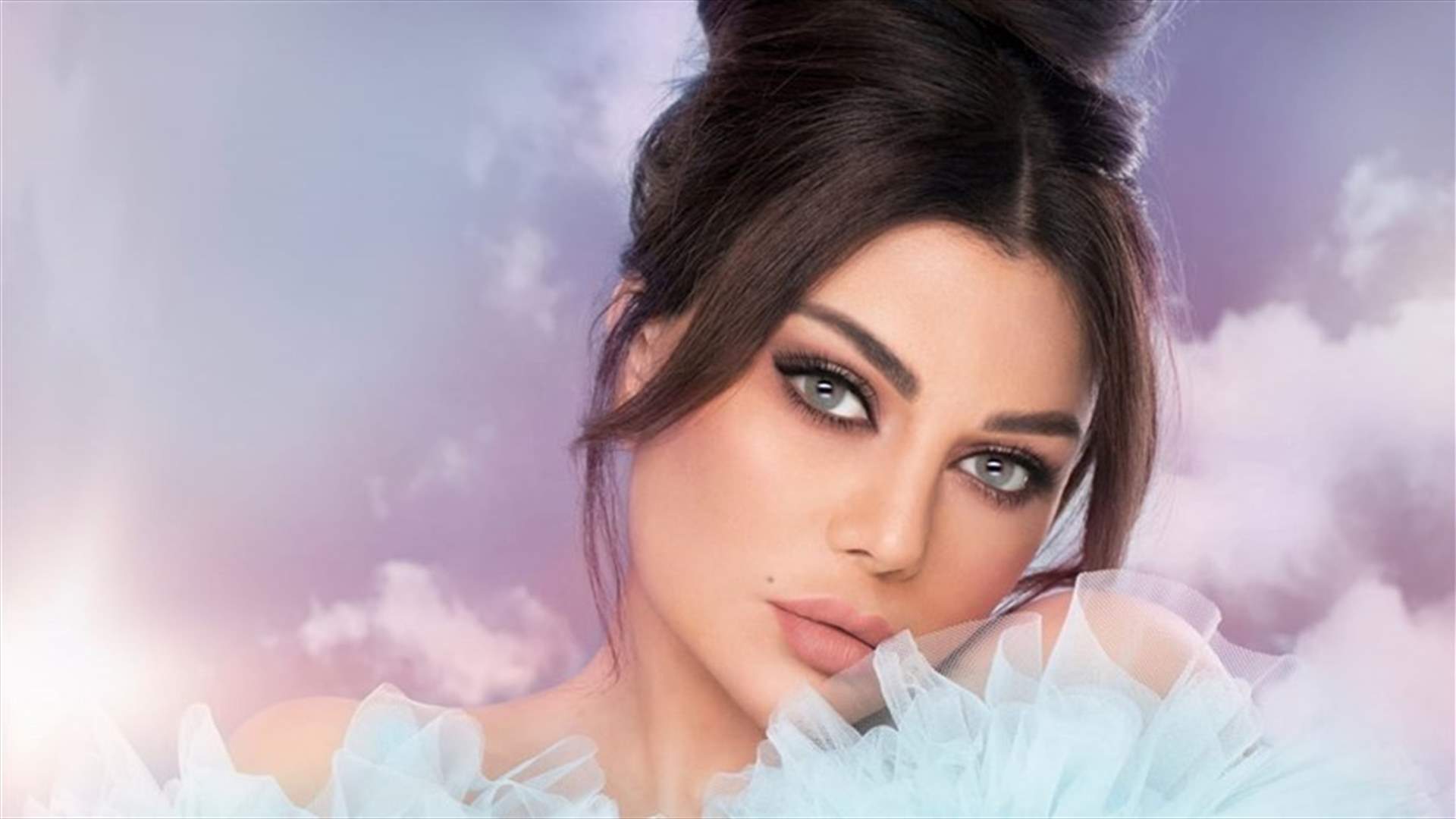 روّاد الانترنت يرشحون هيفاء وهبي لوزارة الخارجية