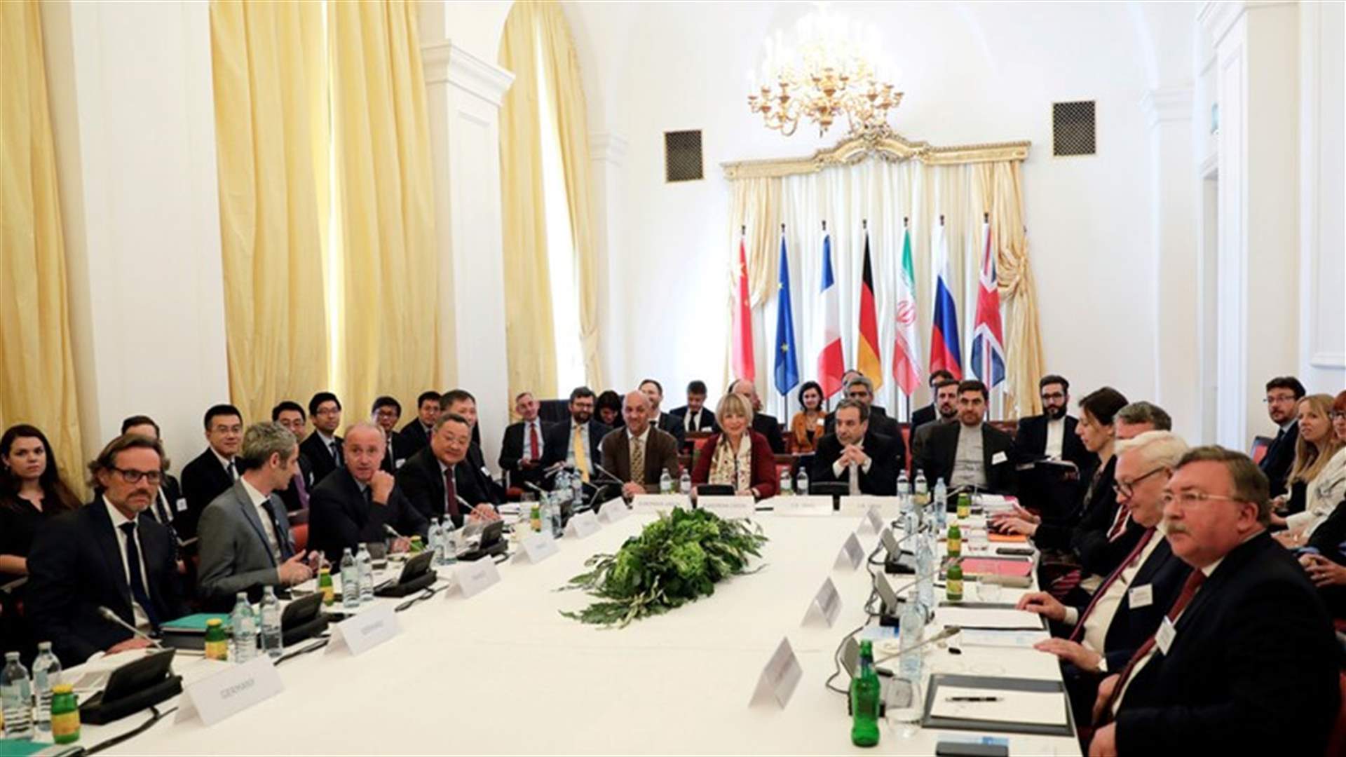 بريطانيا وفرنسا وألمانيا ترى تقدما في محادثات إيران النووية