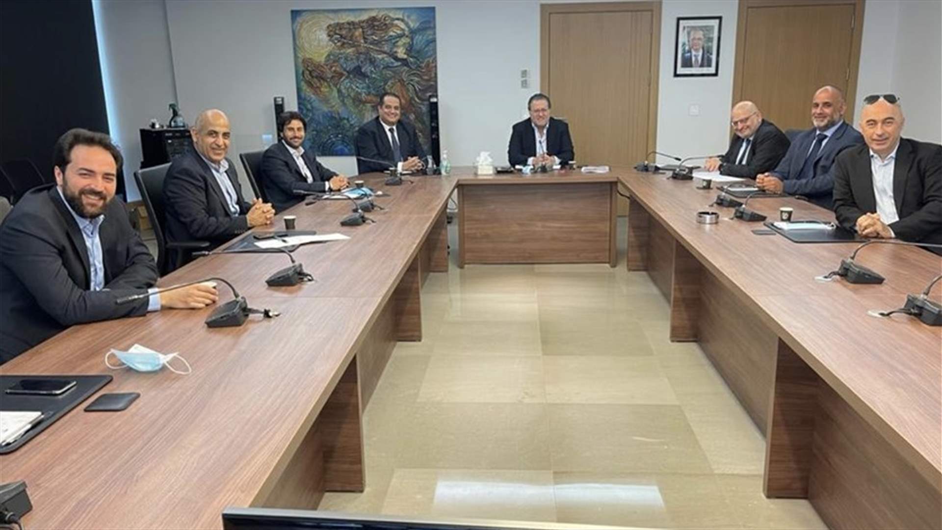 شقير عرض تنمية العلاقات الاقتصادية مع السعودية ودول الخليج ...وآلية لمنع تهريب المخدرات عبر البضائع