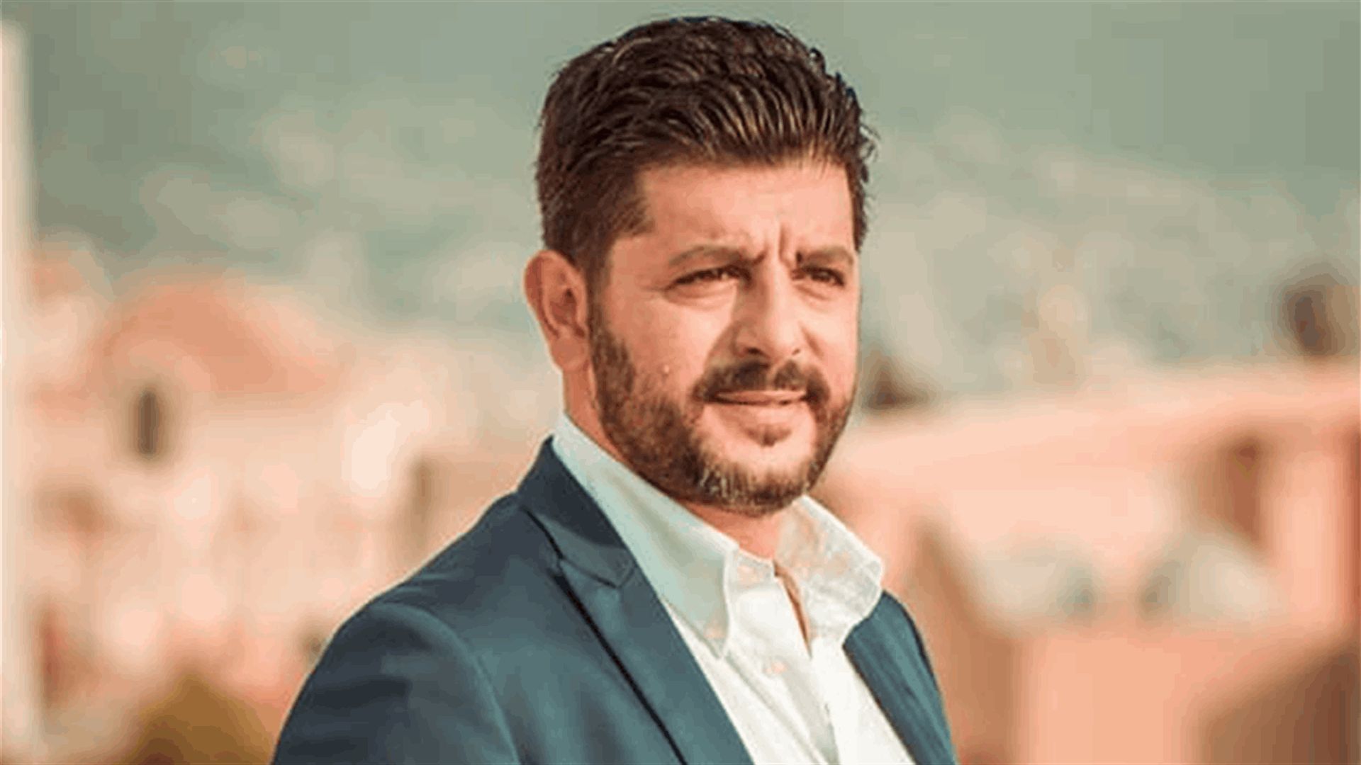 نجوم لبنان ينشرون الصور الأولى من زفاف طوني عيسى