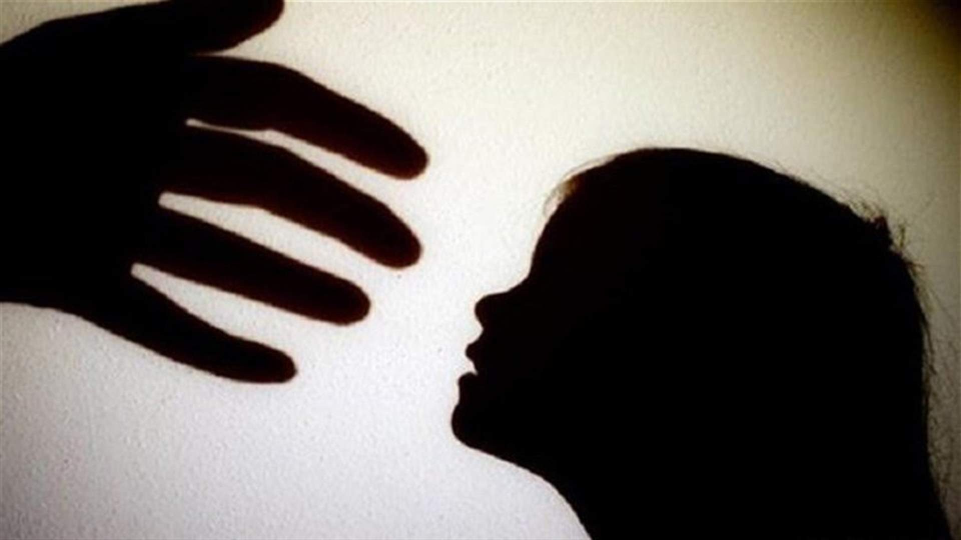قتلت ابنتها ثمّ توجّهت لتحضير الطعام لزوجها... جريمة مروّعة لا تصدّق
