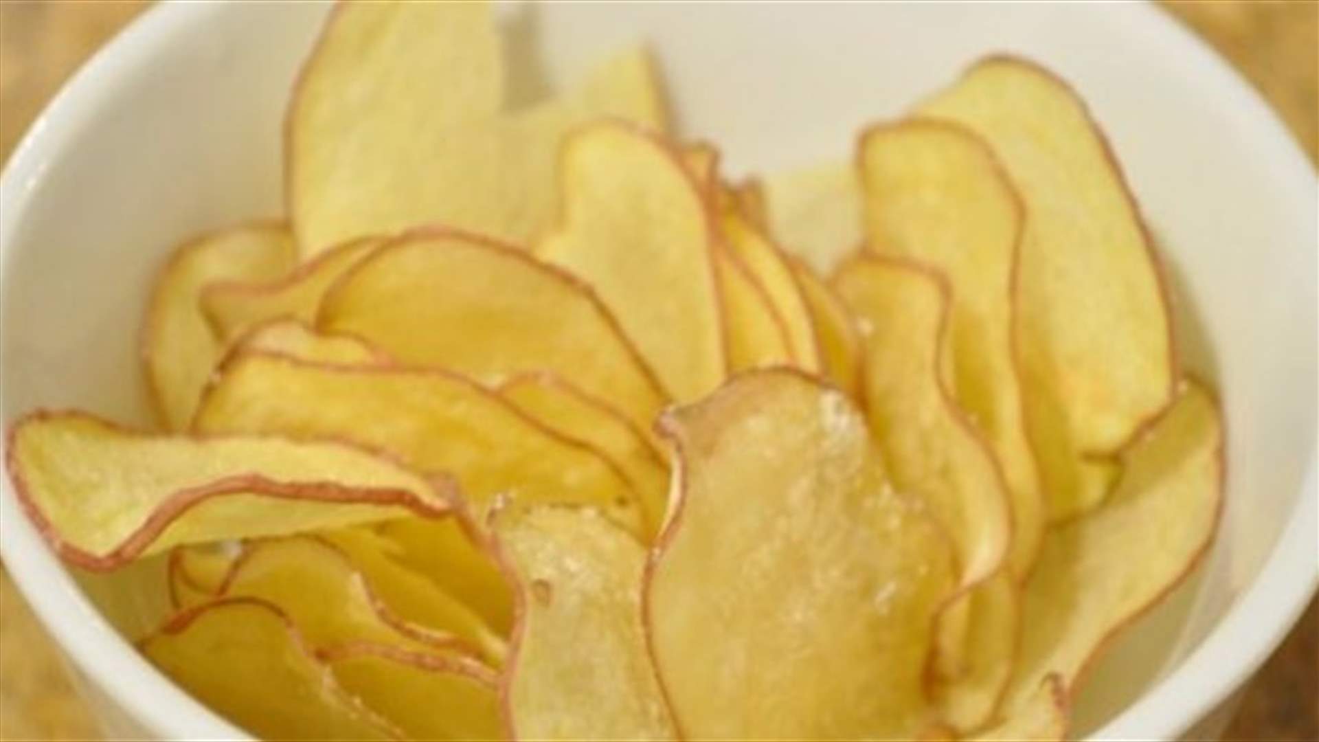 بخطوات سهلة... هكذا تحضرون الشيبس الصحي في الميكرويف!
