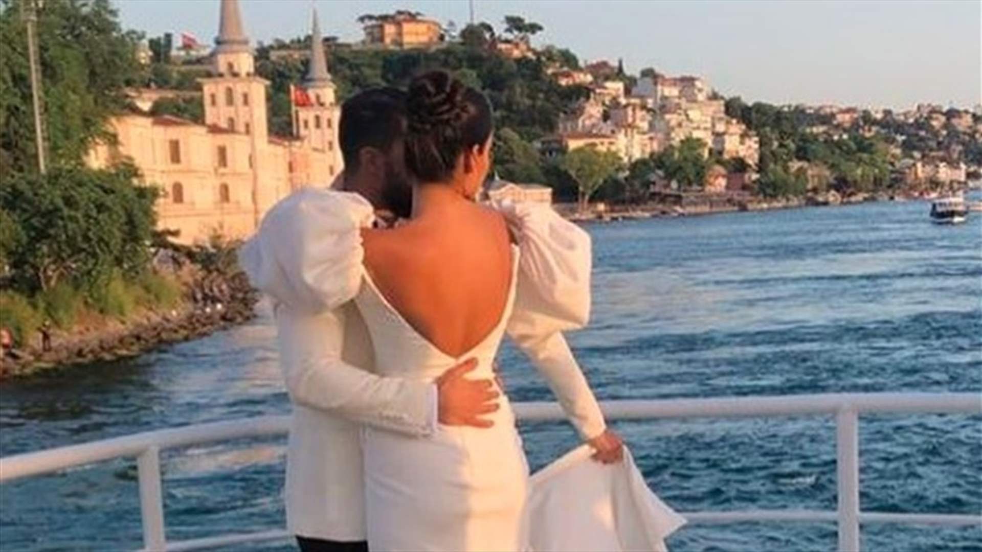 ابنة نزار فرنسيس تدخل القفص الذهبي في تركيا... فستانها بتوقيع نيكولا جبران (صور)