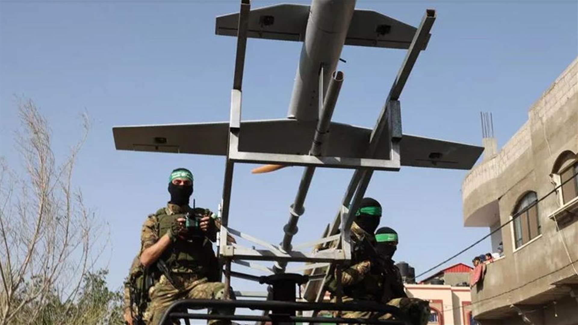 استعراض عسكري لحماس في قطاع غزة يتخلّله عرض راجمات وصواريخ ومسيّرة