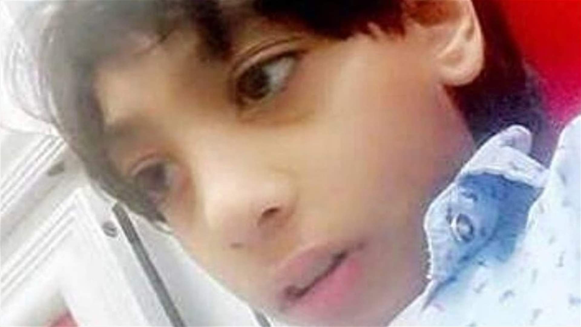 في السعودية... مجموعة كلاب ضالة تنهش طفلاً