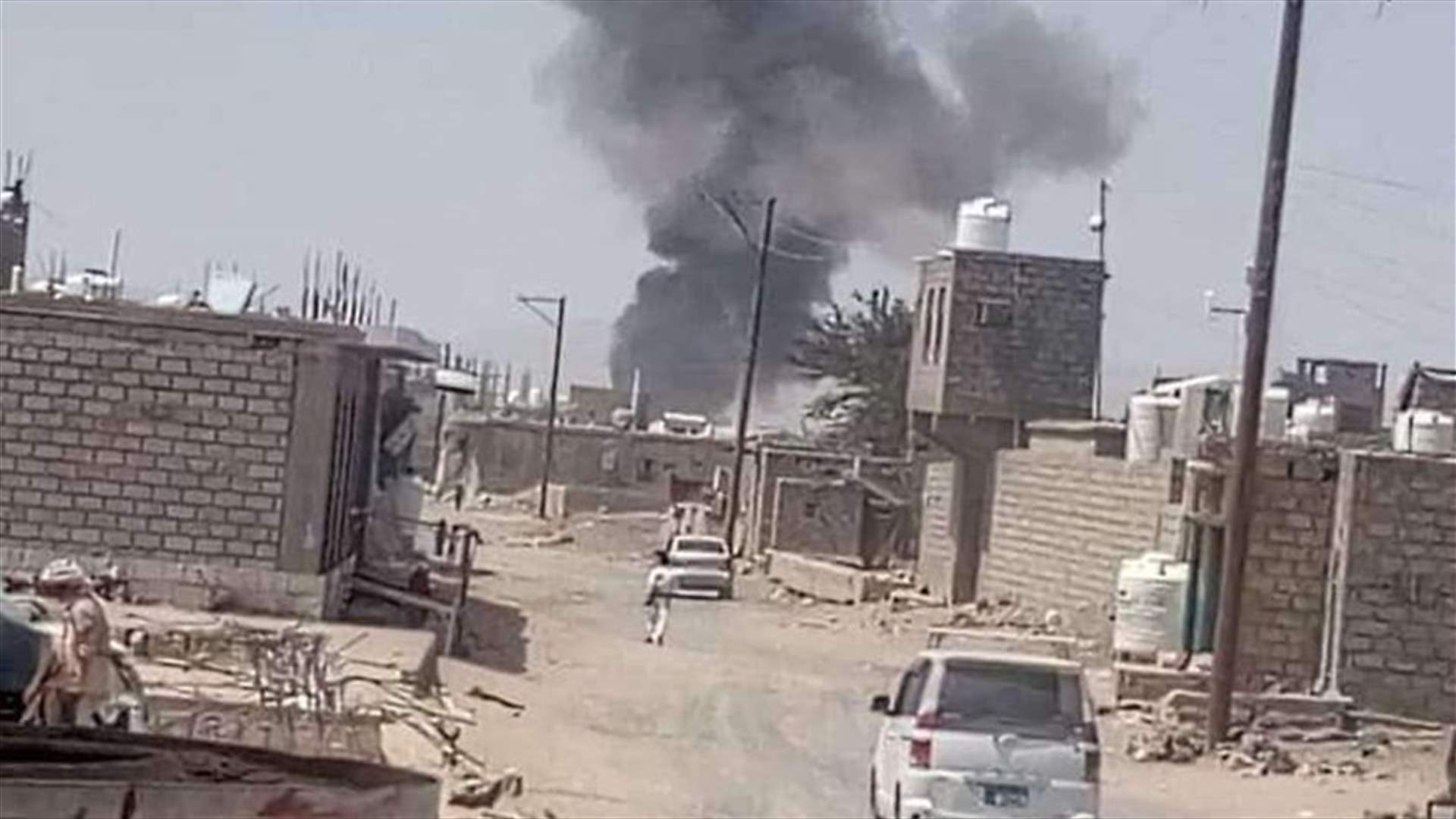 مقتل 14 شخصا في قصف استهدف محطة وقود في مدينة مأرب اليمنية