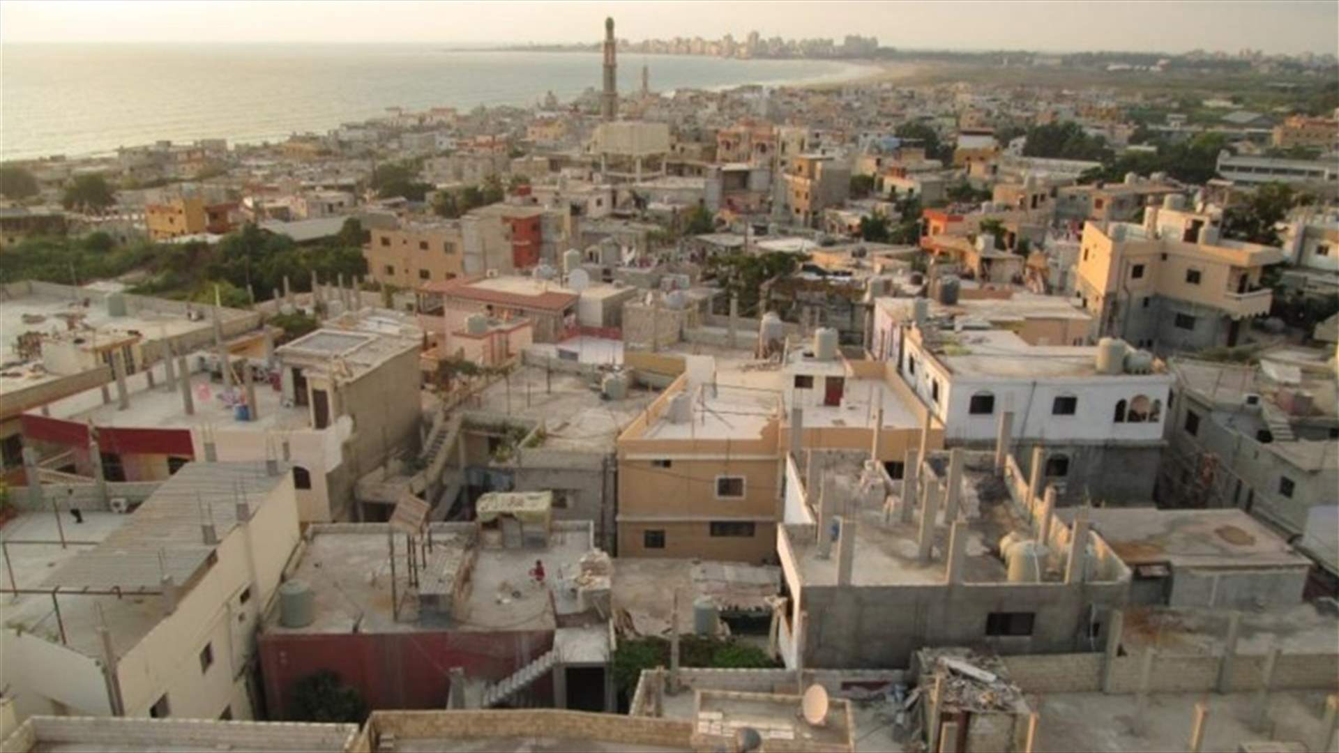 تسليم مطلوبين في مخيم الرشيدية لاستخبارات الجيش