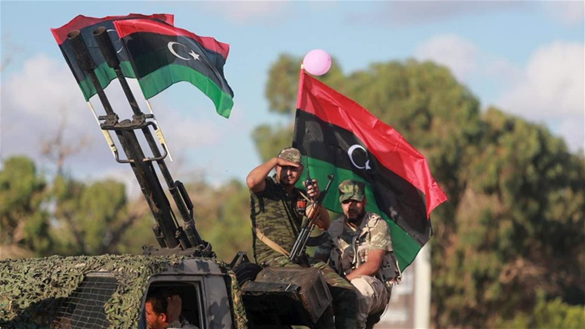 مقتل رجلي أمن في انفجار سيارة مفخخة استهدف حاجزا جنوب ليبيا
