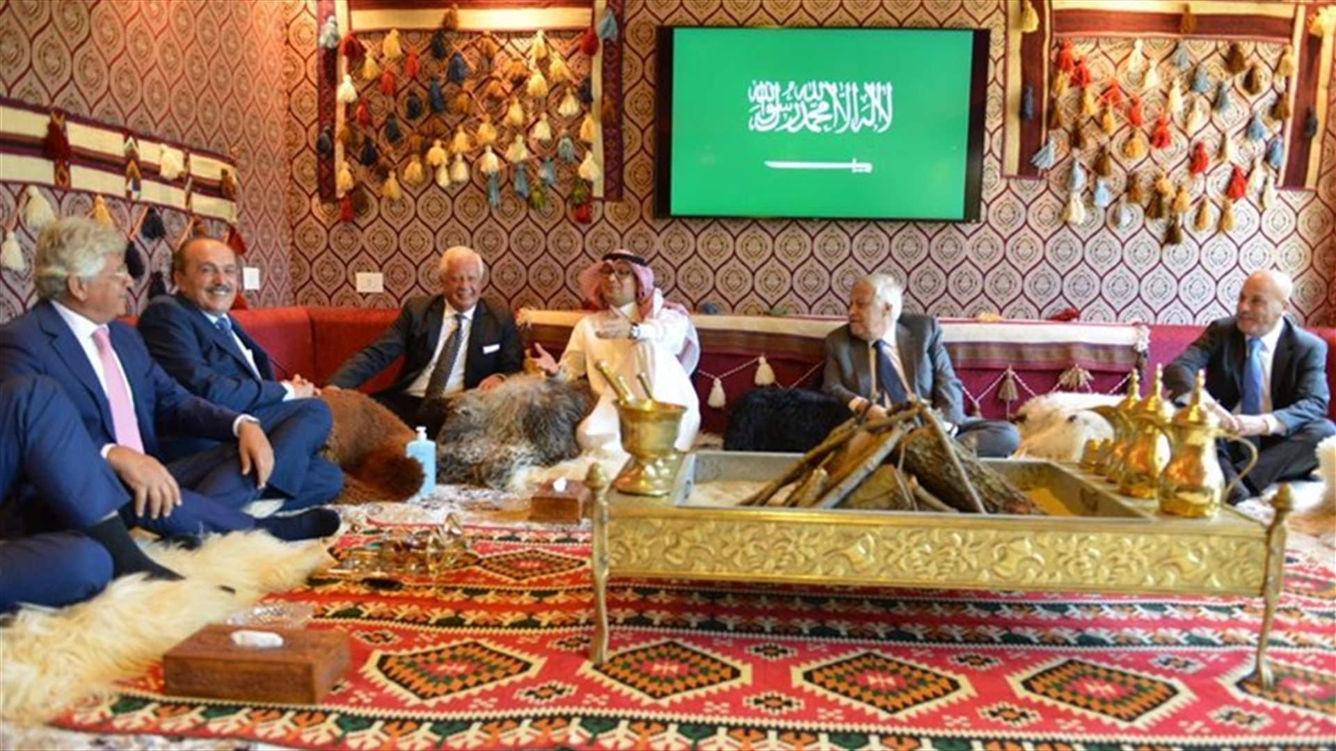لقاء بين البخاري ومجلس العمل والاستثمار اللبناني في السعودية ... ماذا في التفاصيل؟