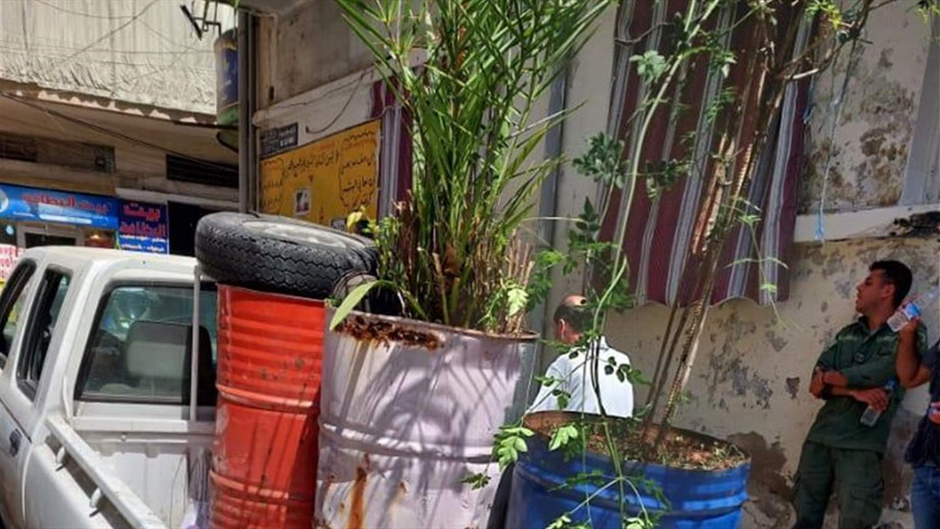 محافظ بيروت: إزالة التعديات على الأملاك العامة وتكليف شرطة بيروت وفوج الحرس بقمع العربات المتجولة (صور)