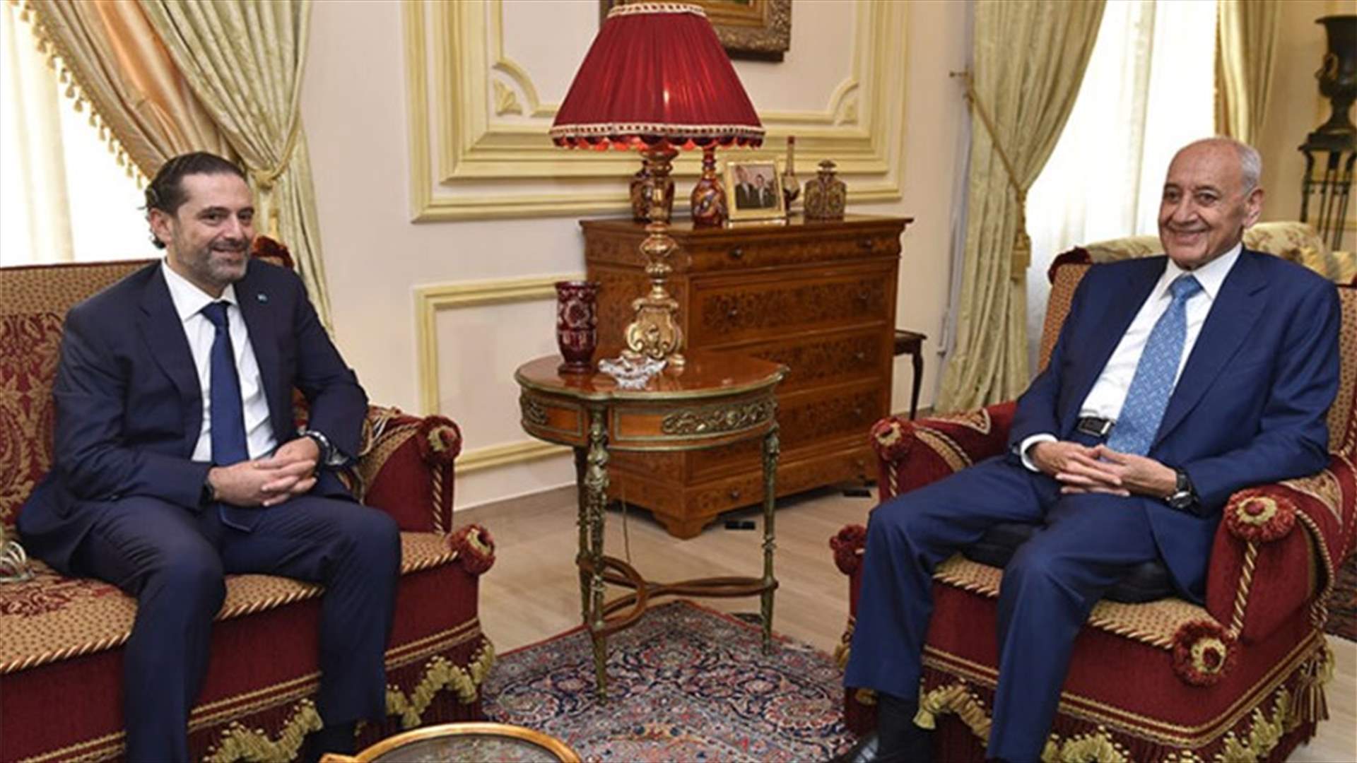 الإتصالات معلقة.. والحريري ملتزم بمبادرة بري (الجمهورية)